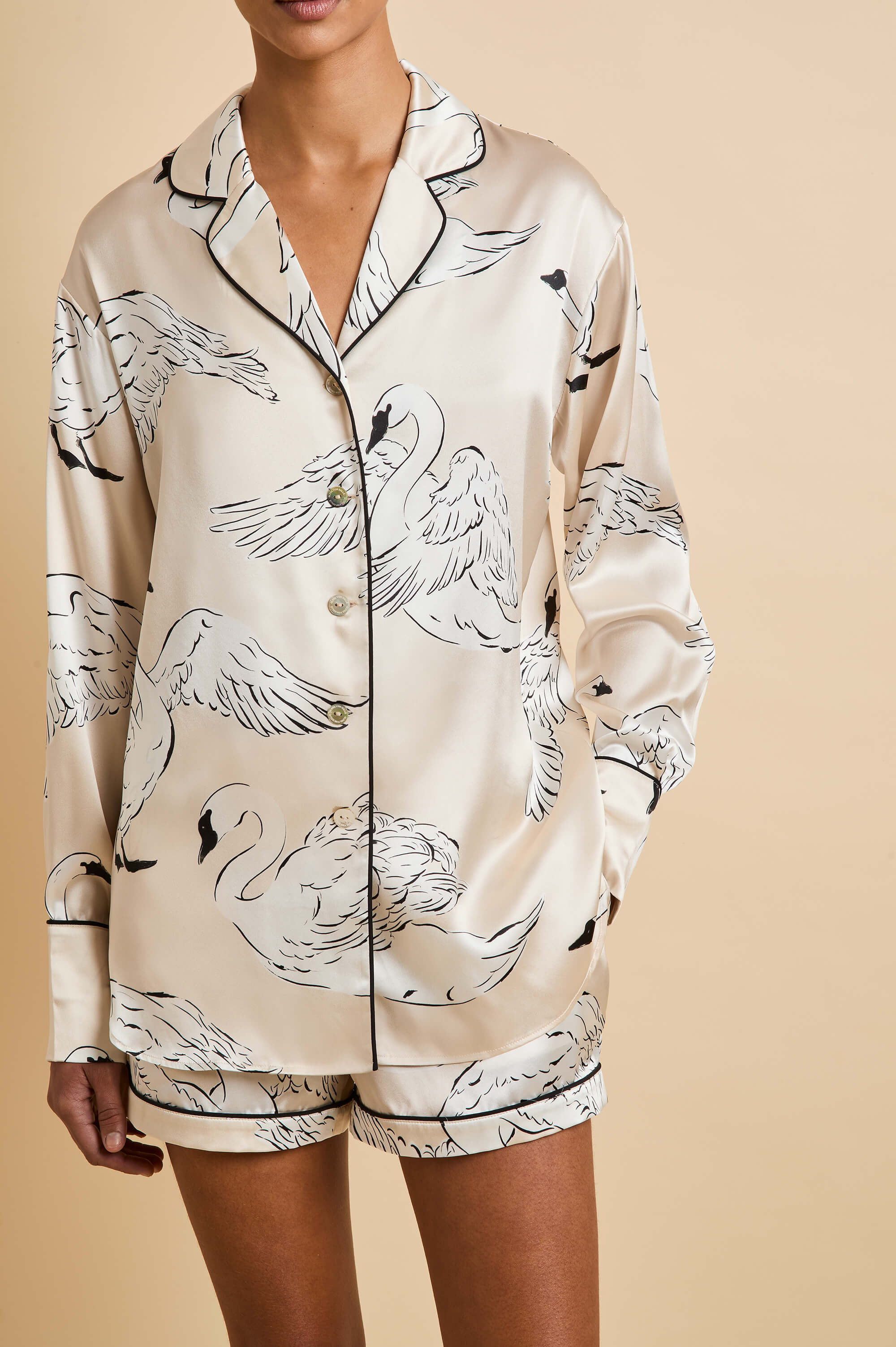 Alba Blanca Cream Swan Pyjamas in Silk Satin - Image 3