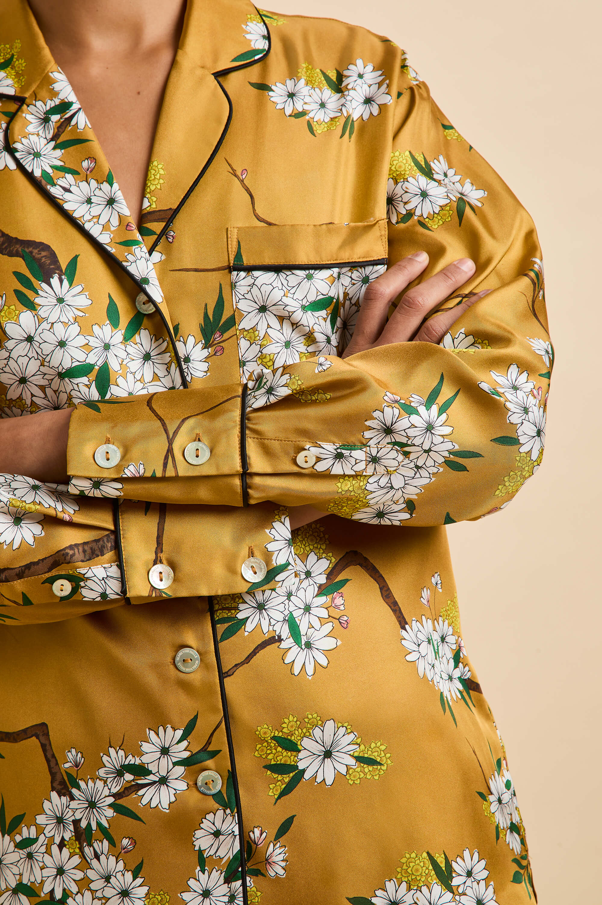 Alba Carmena Yellow Blossom Pyjamas in Silk Twill - Image 4