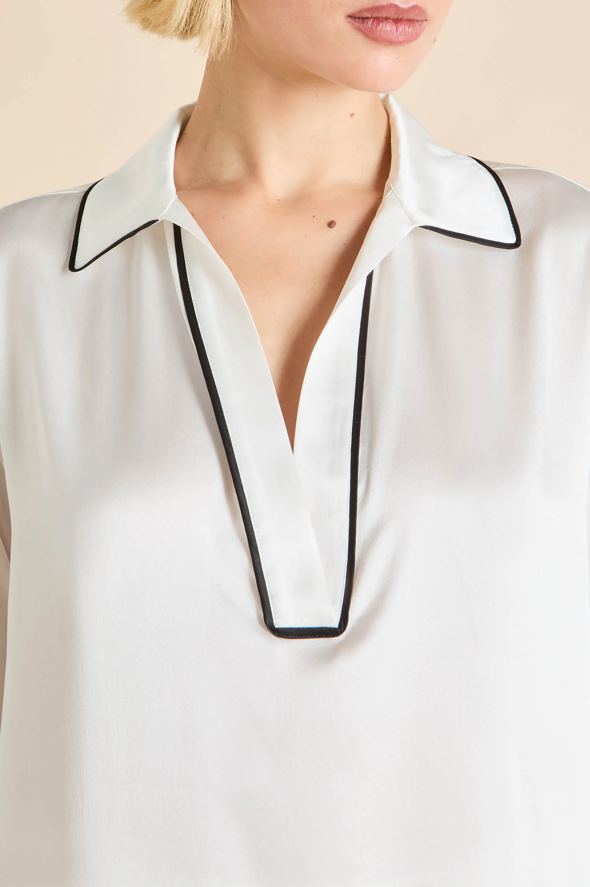 Anita Ivory Pyjamas in Silk Satin - Image 3