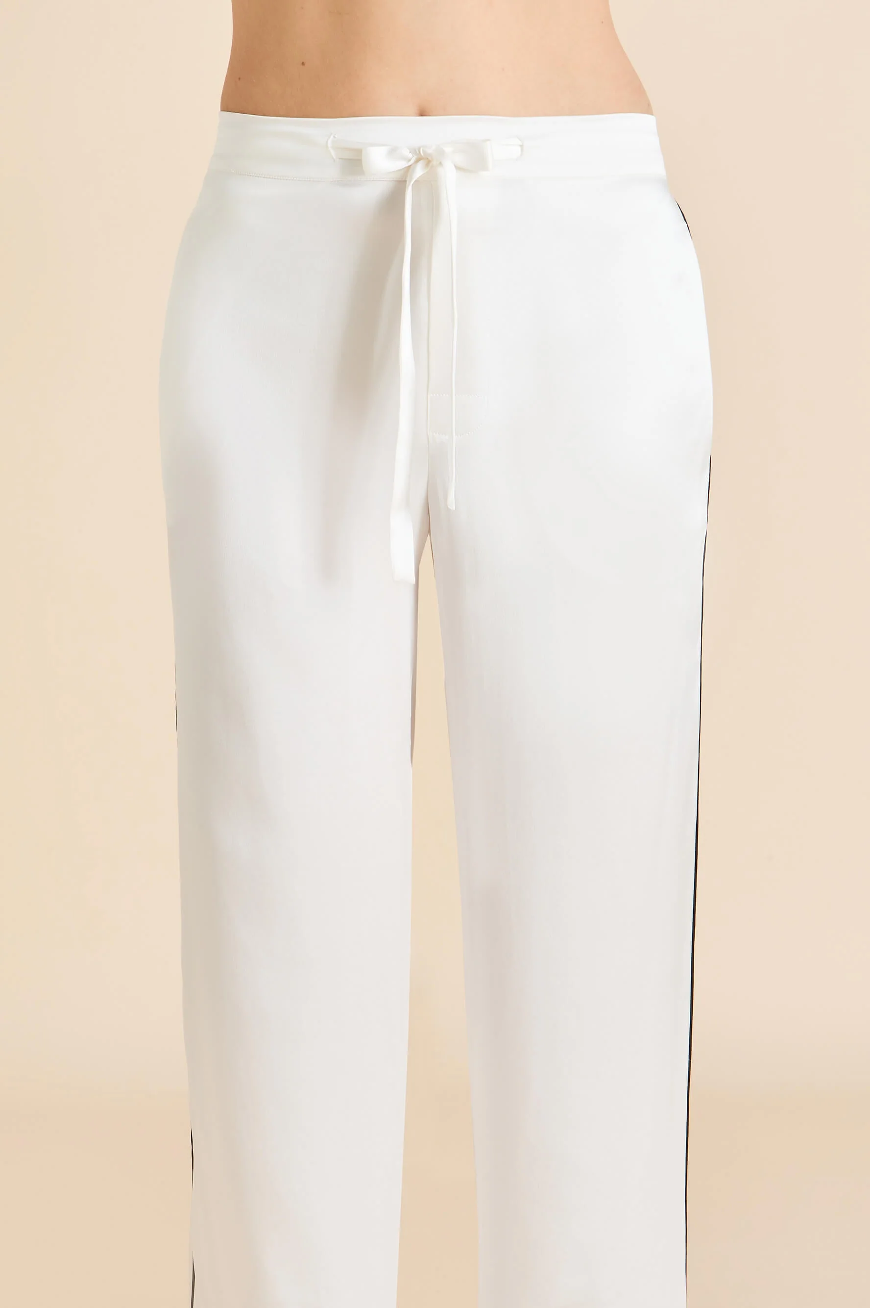 Anita Ivory Pyjamas in Silk Satin - Image 6