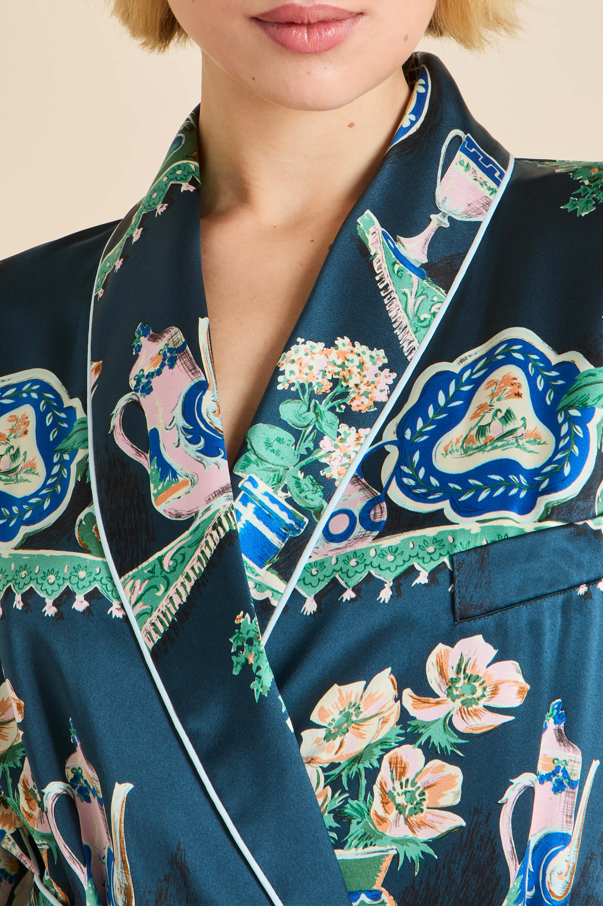 Capability Giotto Blue Plate Robe in Silk Satin - Image 3