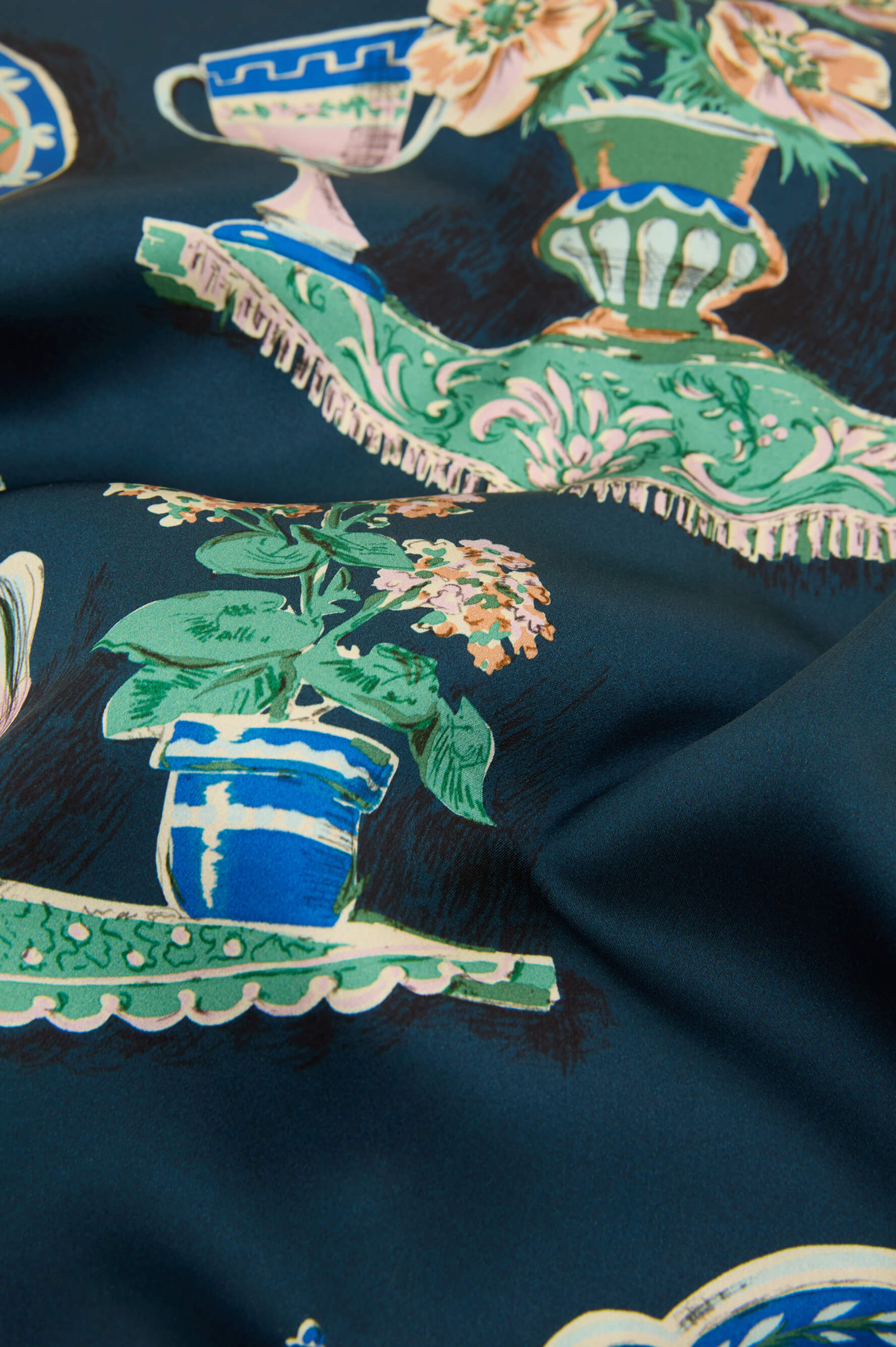 Capability Giotto Blue Plate Robe in Silk Satin - Image 6