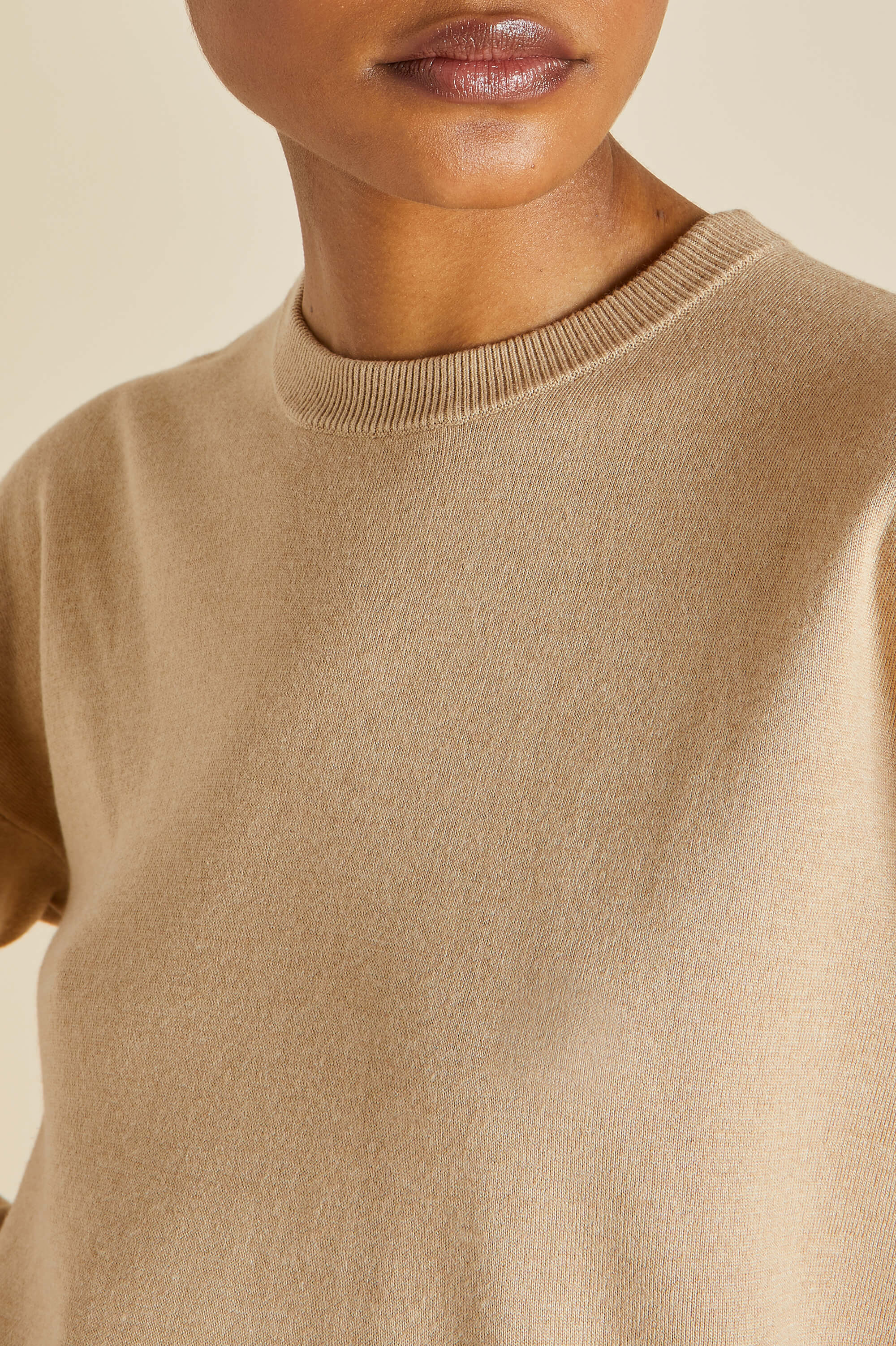 Carmel Shanghai Beige Knitwear in Silk-Cashmere - Image 6