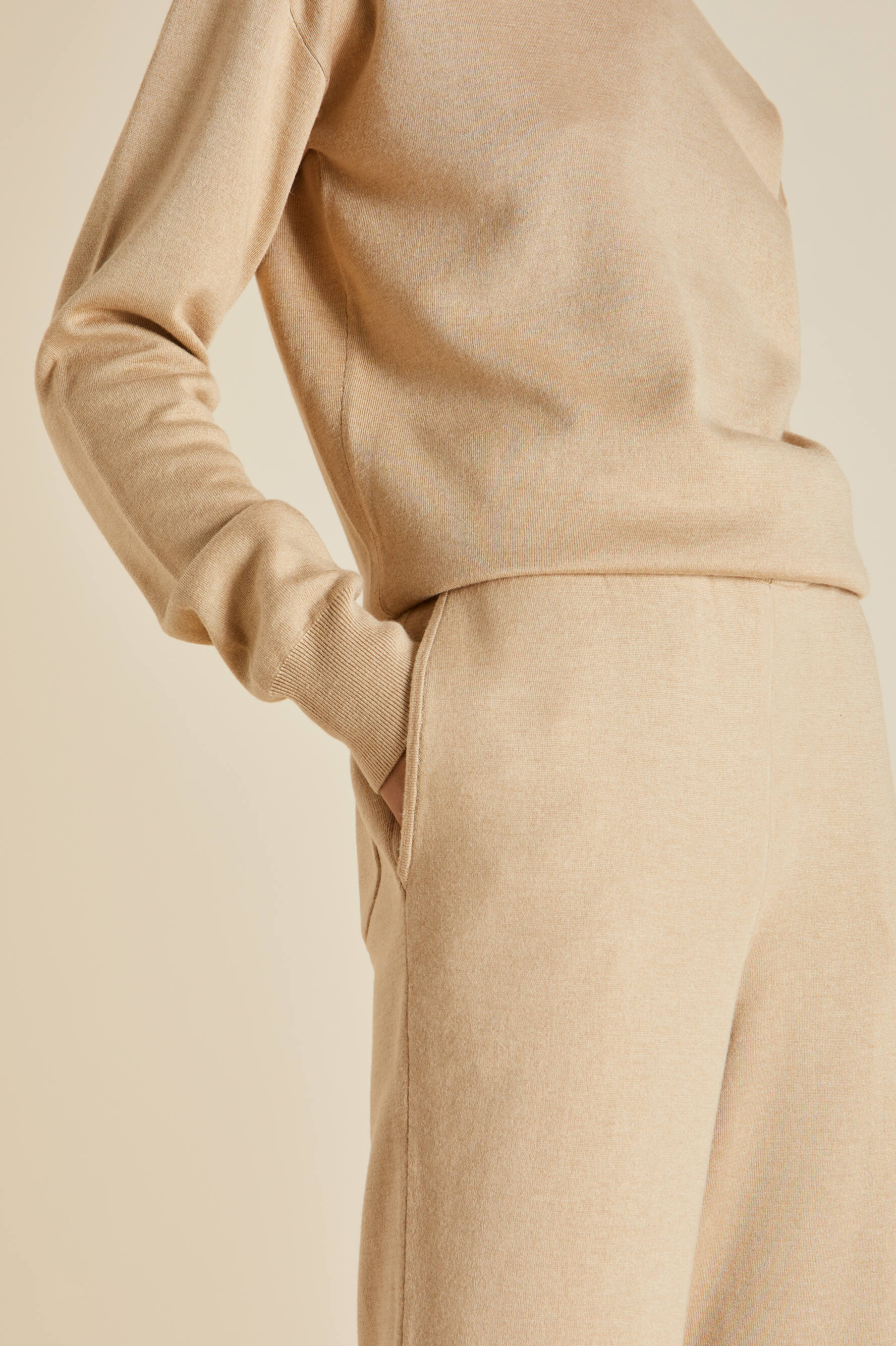 Carmel Shanghai Beige Knitwear in Silk-Cashmere - Image 7