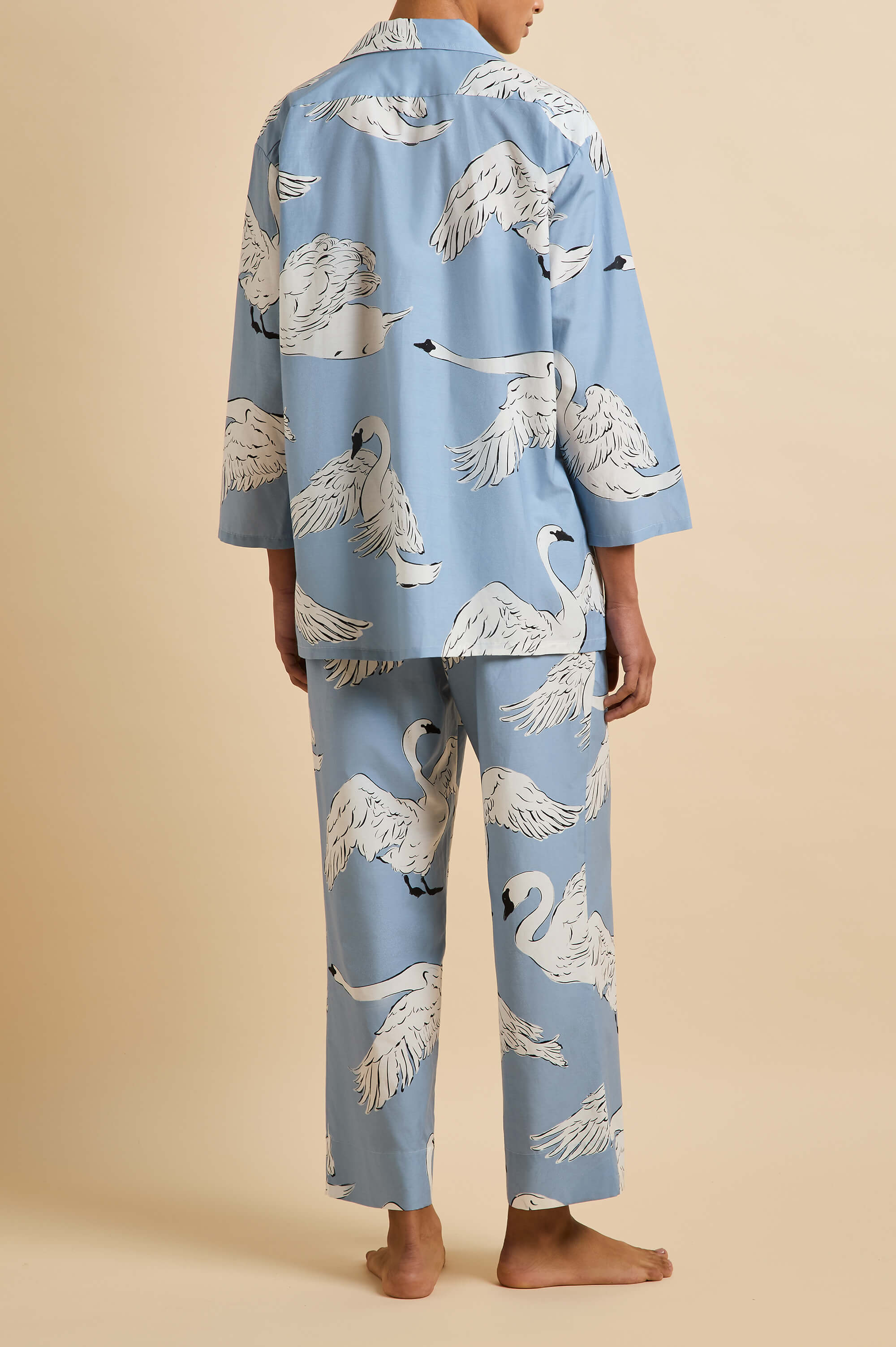 Casablanca Laia Blue Swan Pyjamas in Cotton-Silk - Image 5