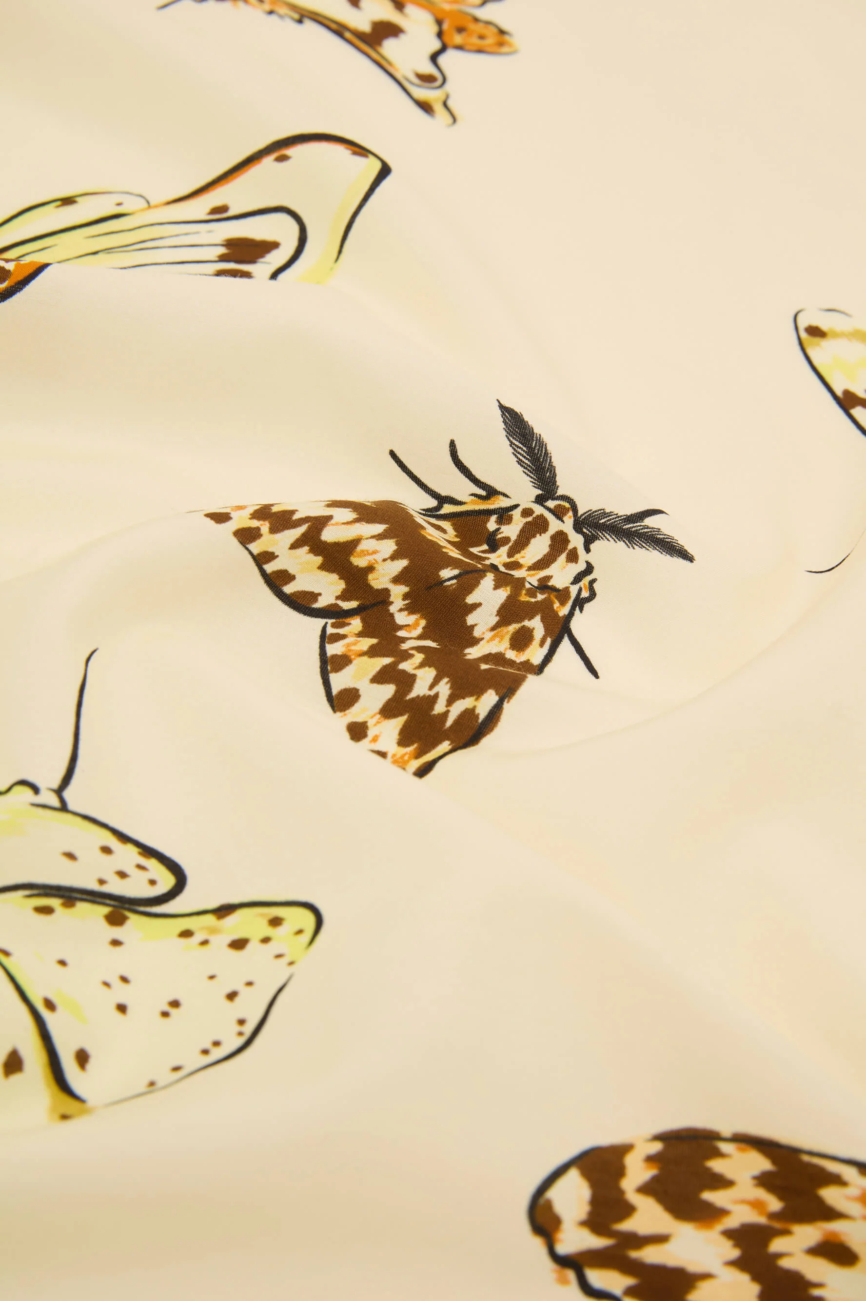 Casablanca Opaline Cream Moth Pyjamas in Cotton-Silk - Image 7