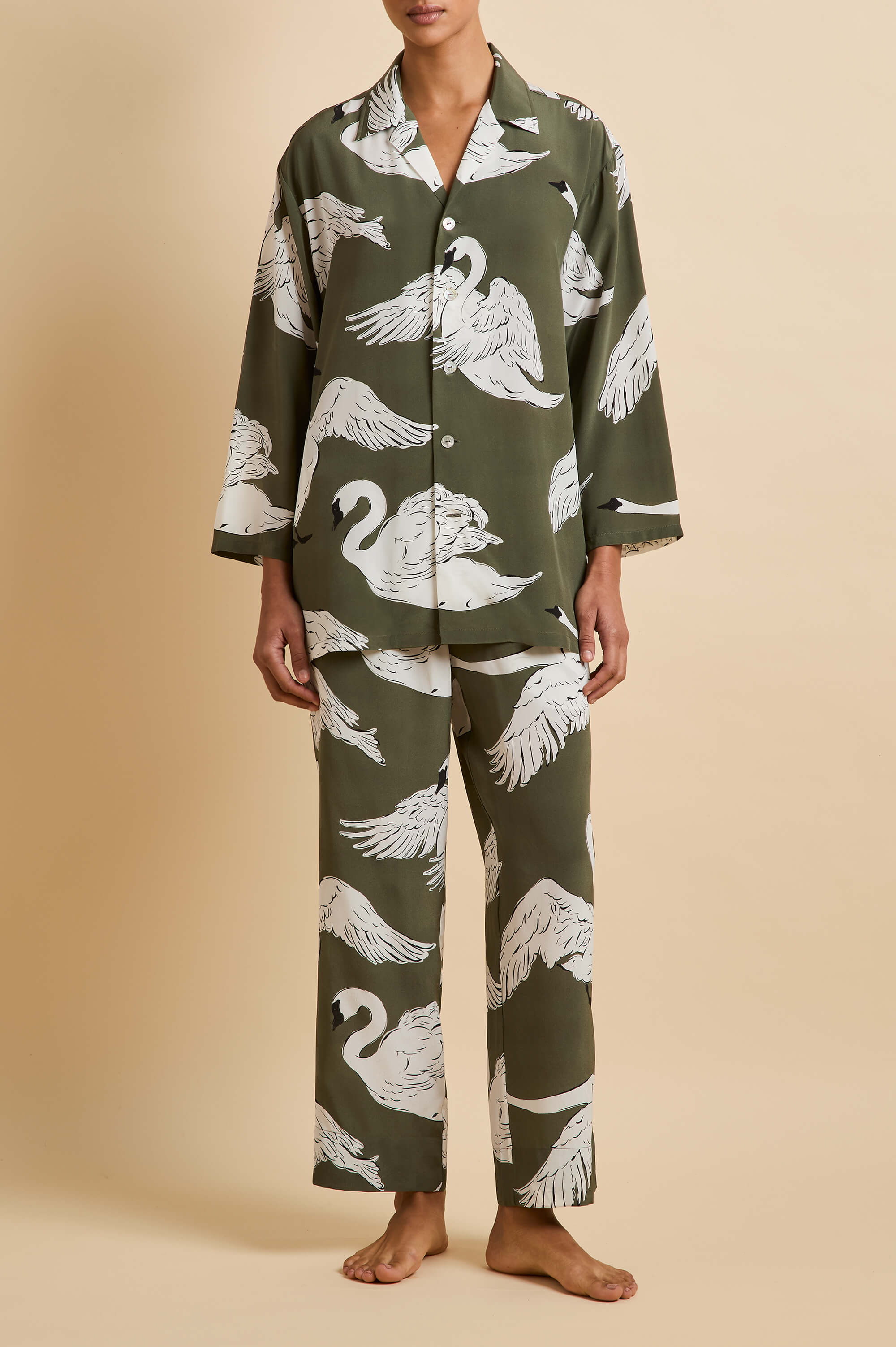 Casablanca Riba Green Swan Pyjamas in Silk Crêpe de Chine