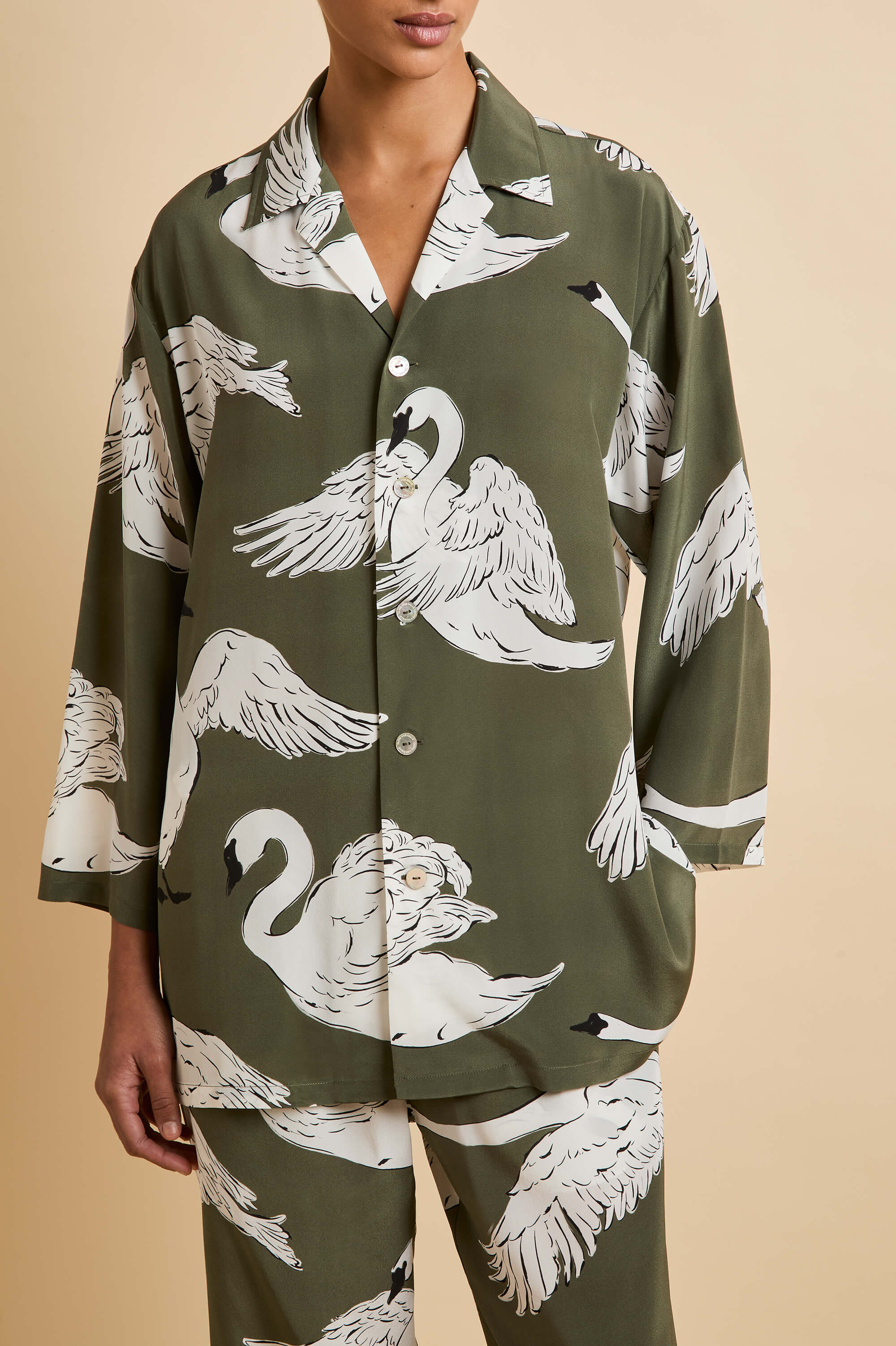 Casablanca Riba Green Swan Pyjamas in Silk Crêpe de Chine - Image 3