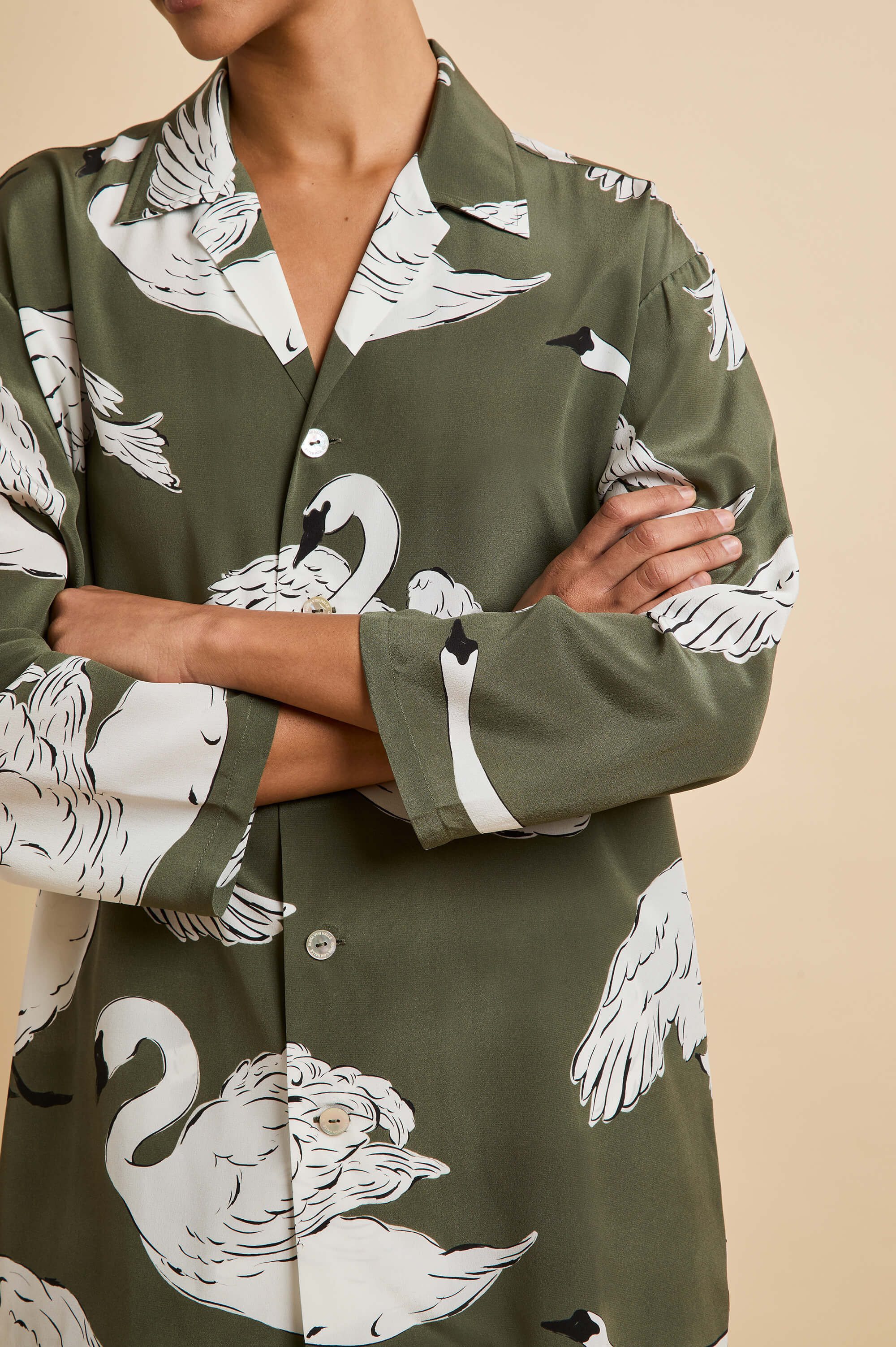 Casablanca Riba Green Swan Pyjamas in Silk Crêpe de Chine - Image 4