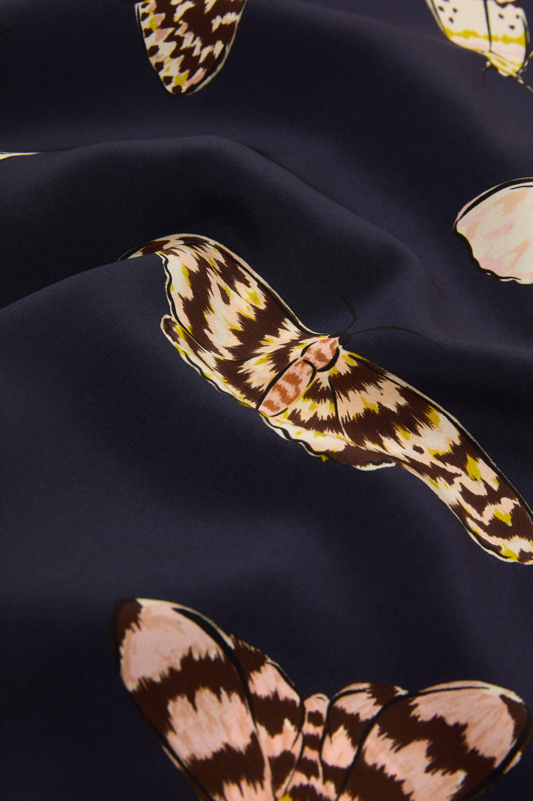 Casablanca Notte Navy Moth Pyjamas in Silk Crêpe de Chine - Image 7