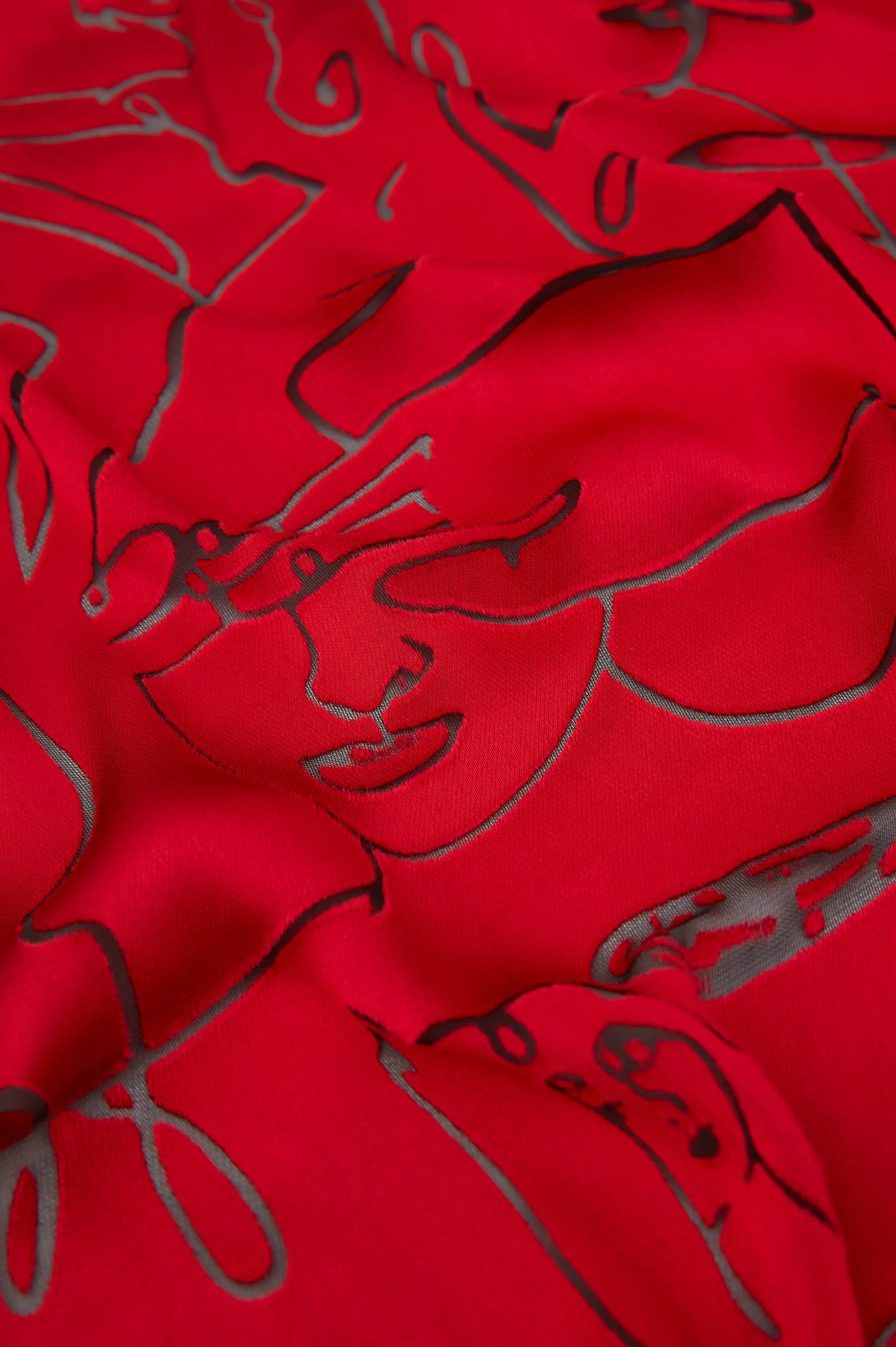 Deneuve Liaisons Red Figures Scarf in Silk Satin - Image 4
