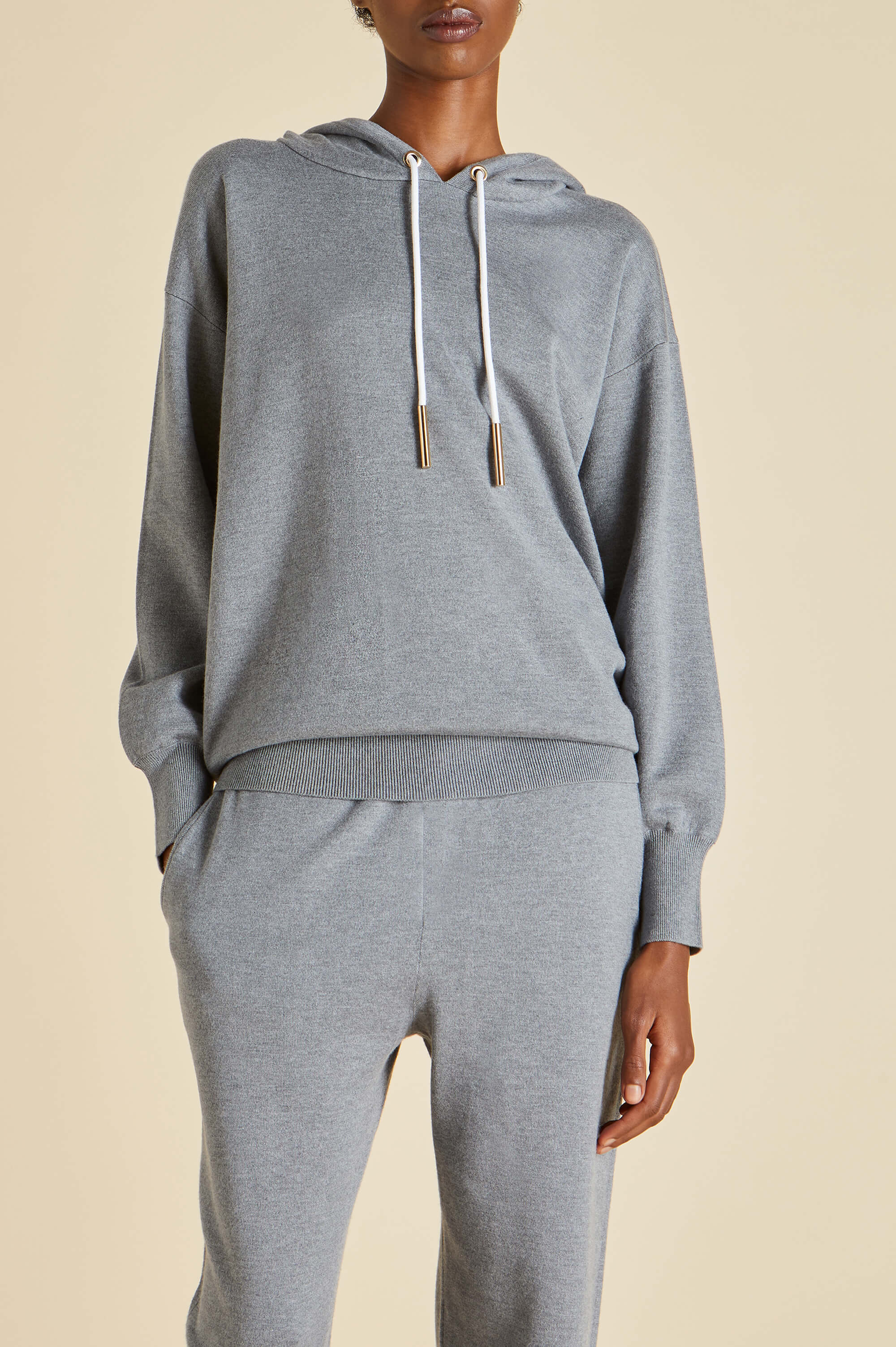Gia London Grey Tracksuit in Silk-Cashmere - Image 3