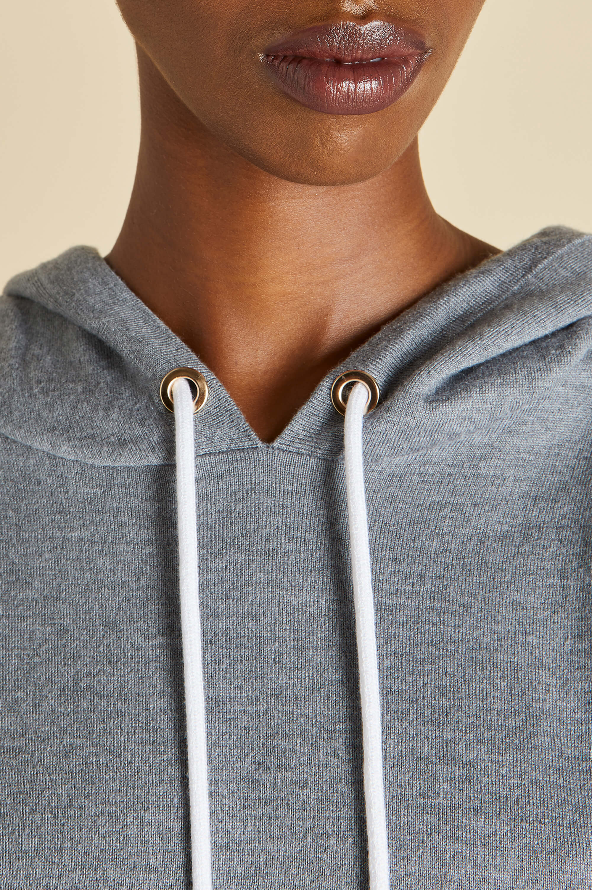 Gia London Grey Tracksuit in Silk-Cashmere - Image 4