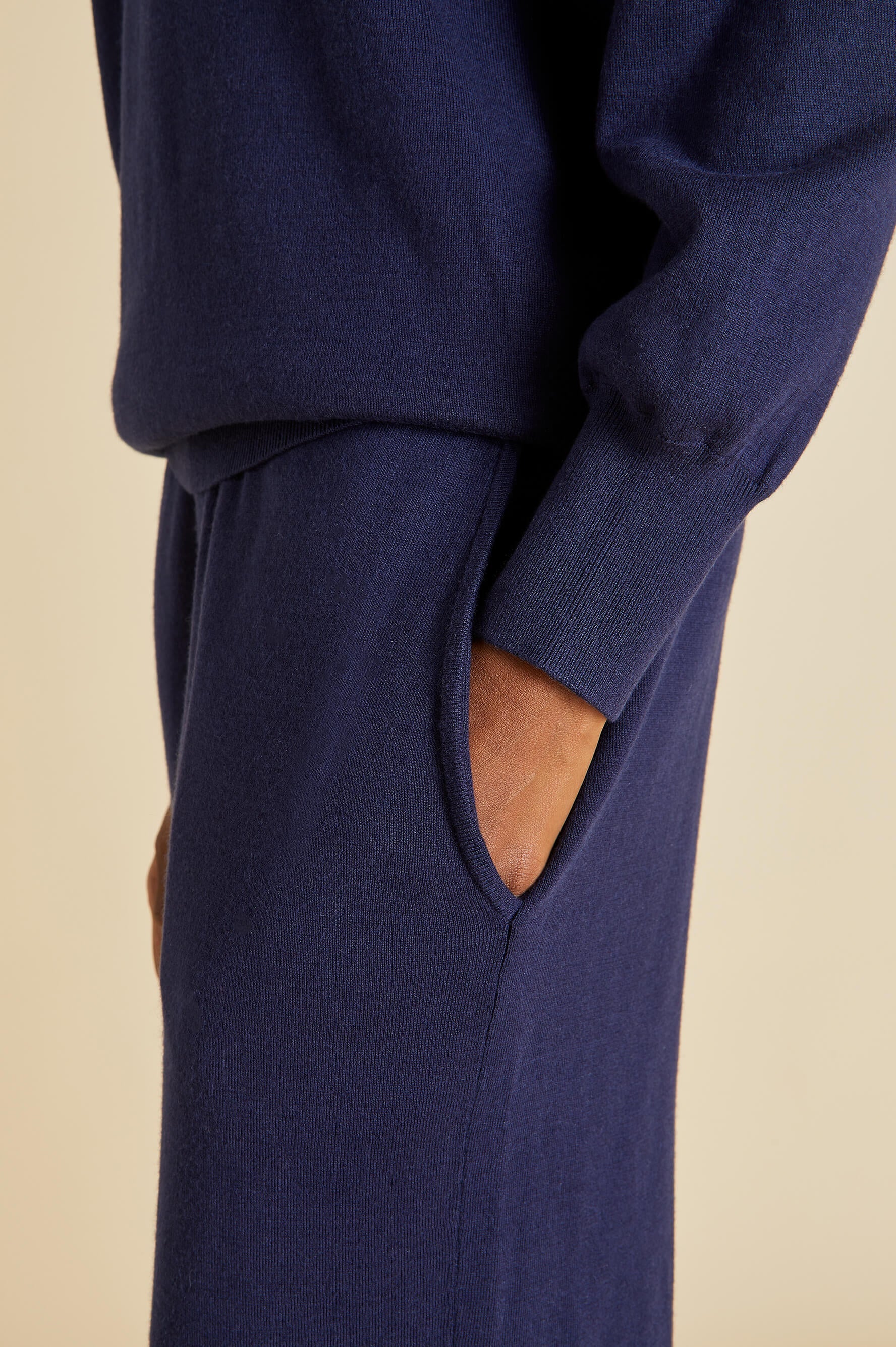 Gia Paris Navy Tracksuit in Silk-Cashmere - Image 4