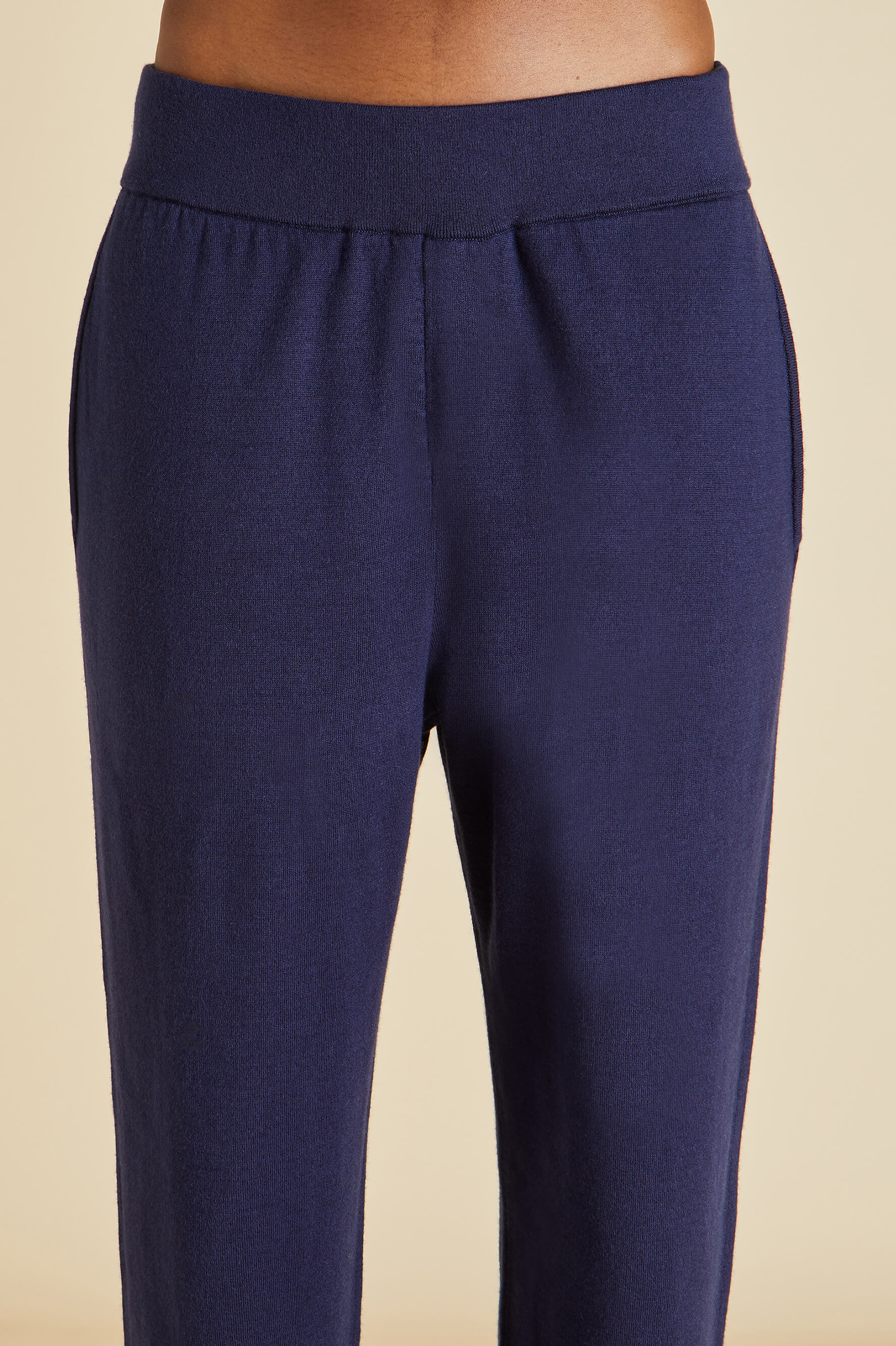 Gia Paris Navy Tracksuit in Silk-Cashmere - Image 6