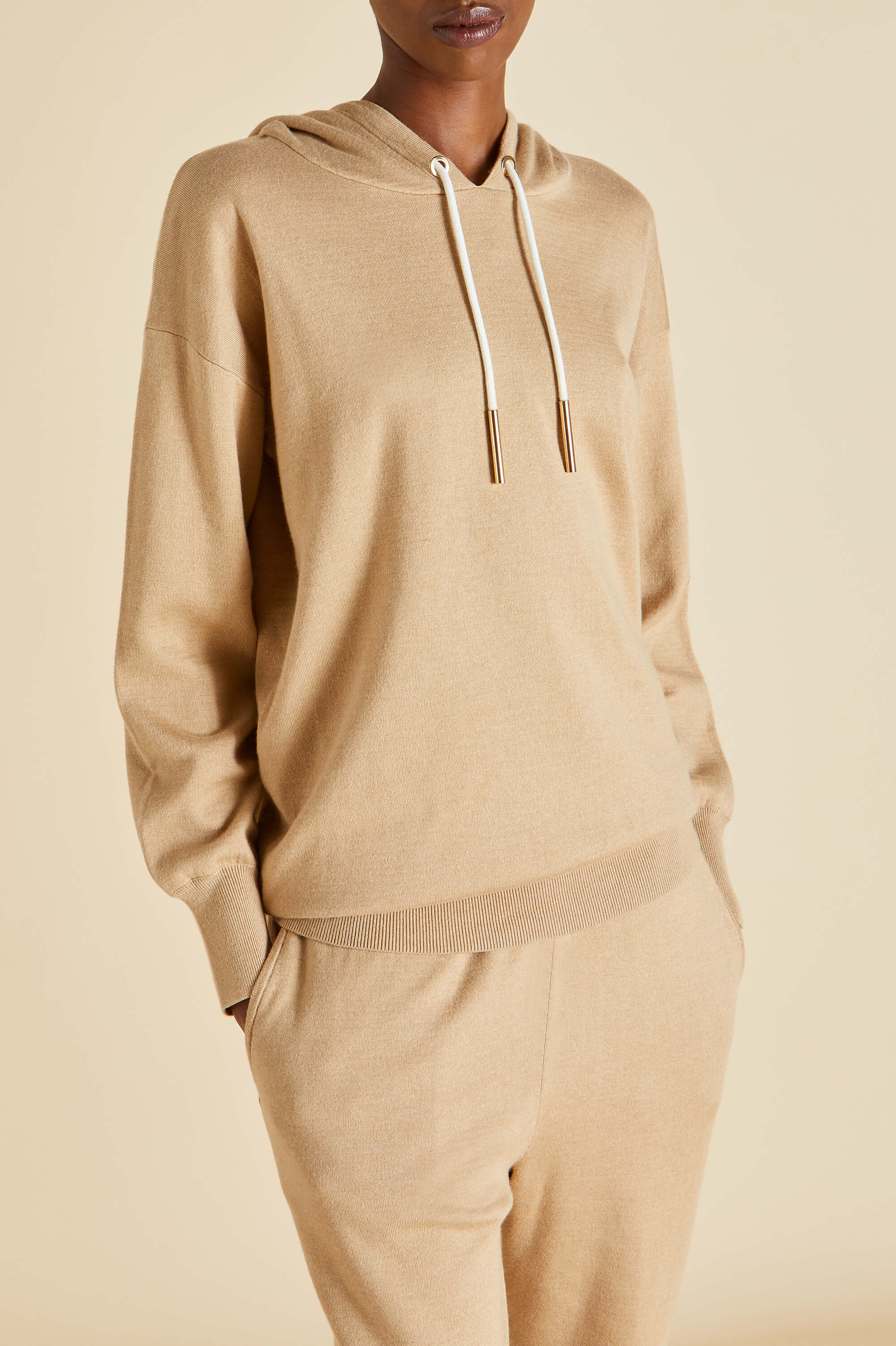 Gia Shanghai Beige Tracksuit in Silk-Cashmere - Image 3