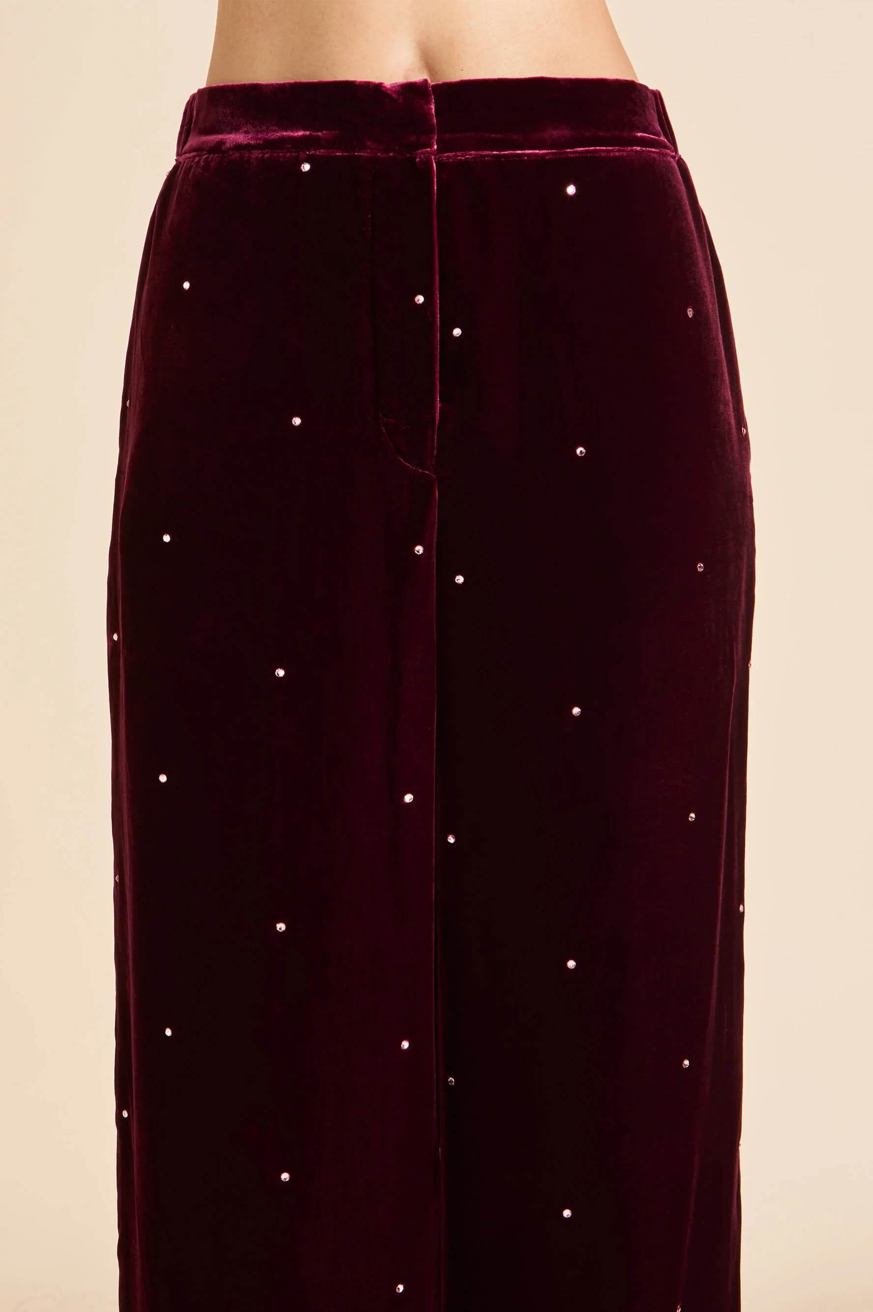 Jagger Ritzy Red Crystal Pyjamas in Silk Velvet - Image 6