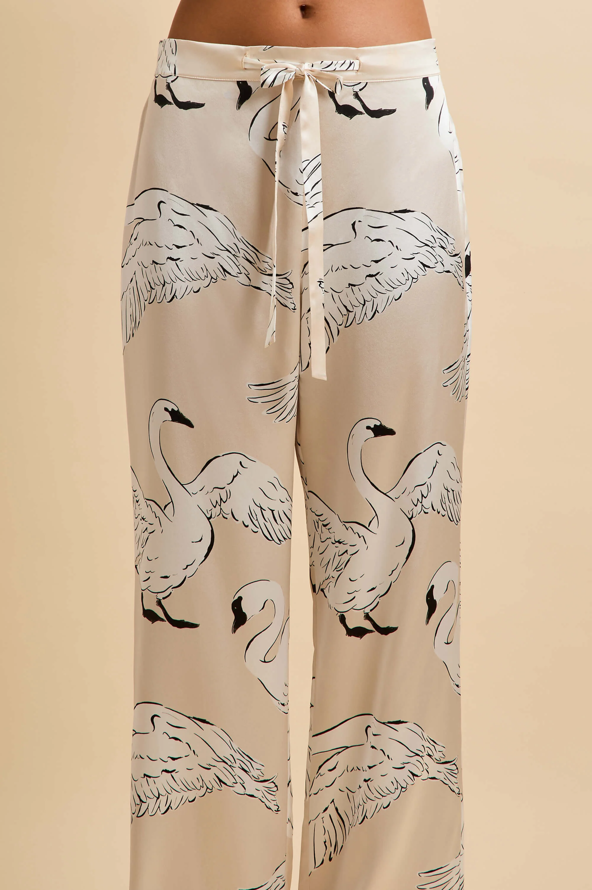 Lila Blanca Cream Swan Pyjamas in Silk Satin - Image 5