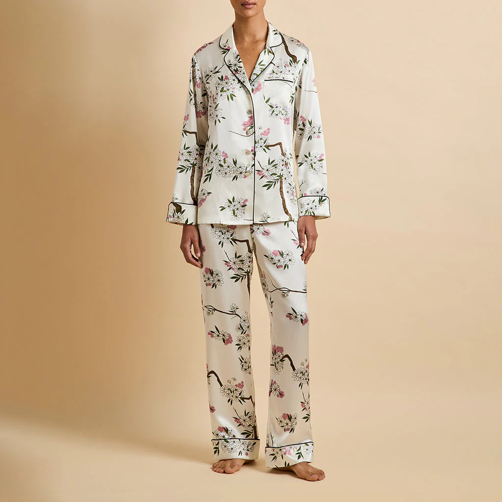 Lila Ana Ivory Blossom Pyjamas in Silk Satin - Image 2
