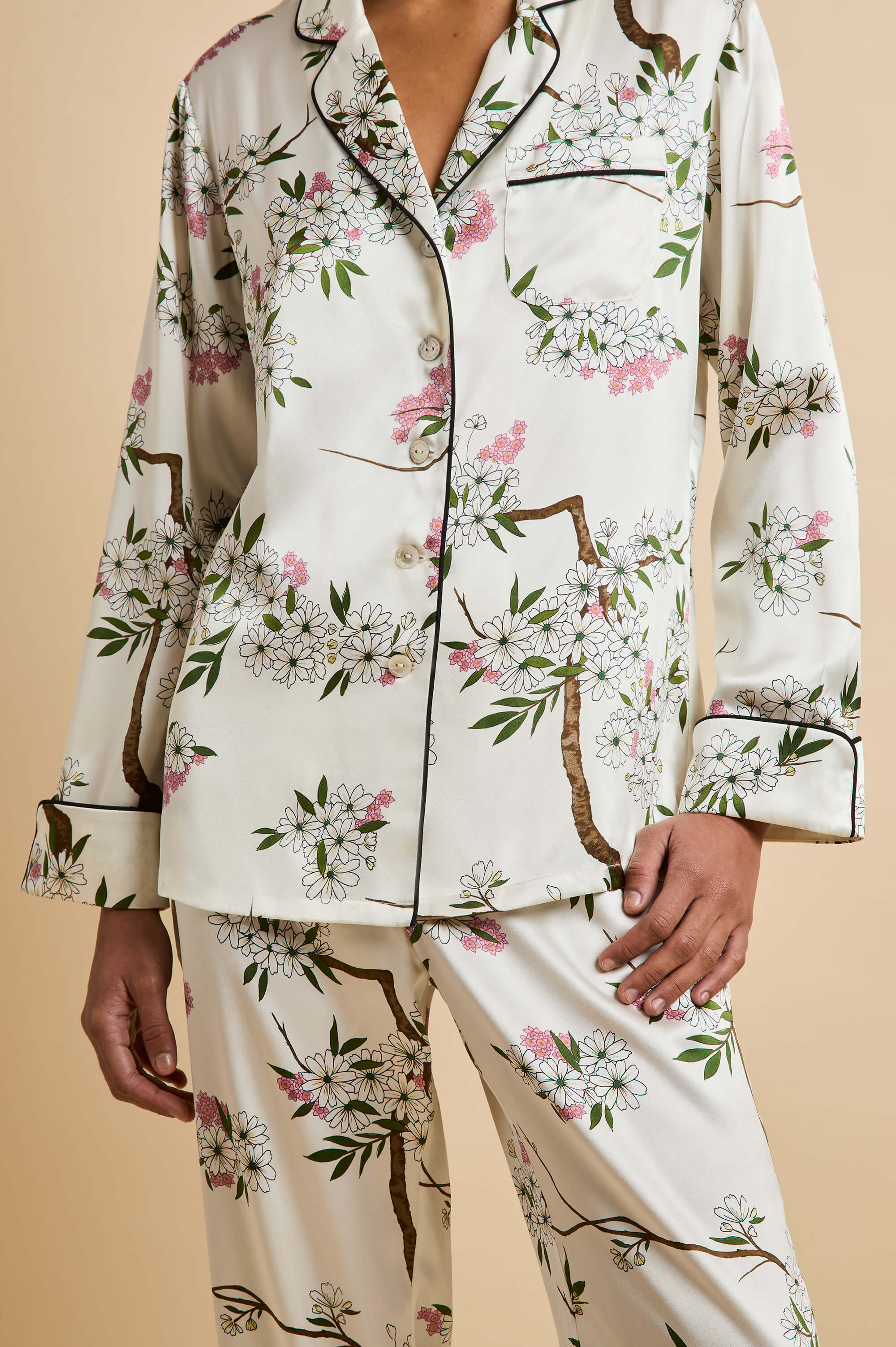 Lila Ana Ivory Blossom Pyjamas in Silk Satin - Image 3