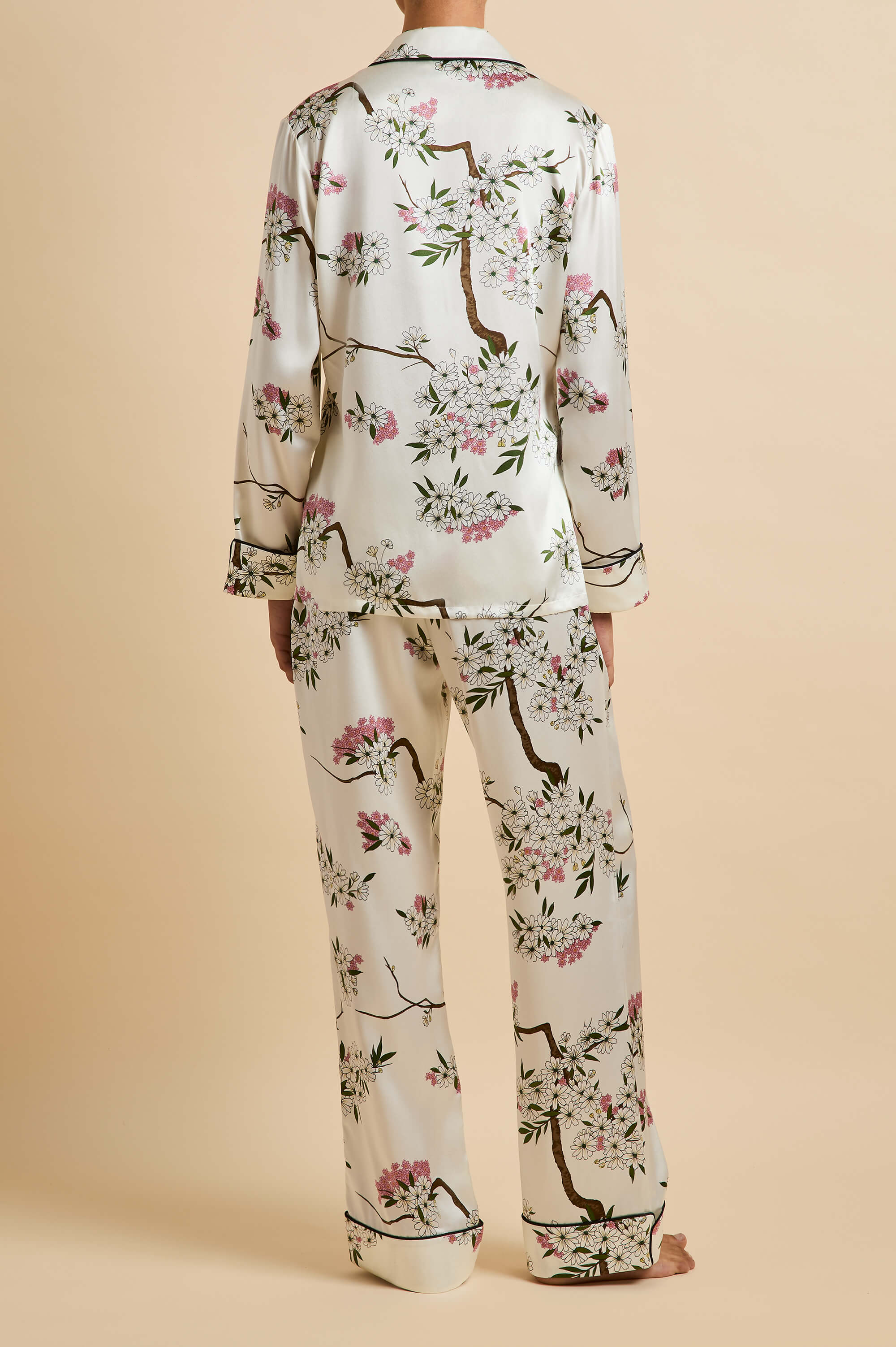 Lila Ana Ivory Blossom Pyjamas in Silk Satin - Image 5