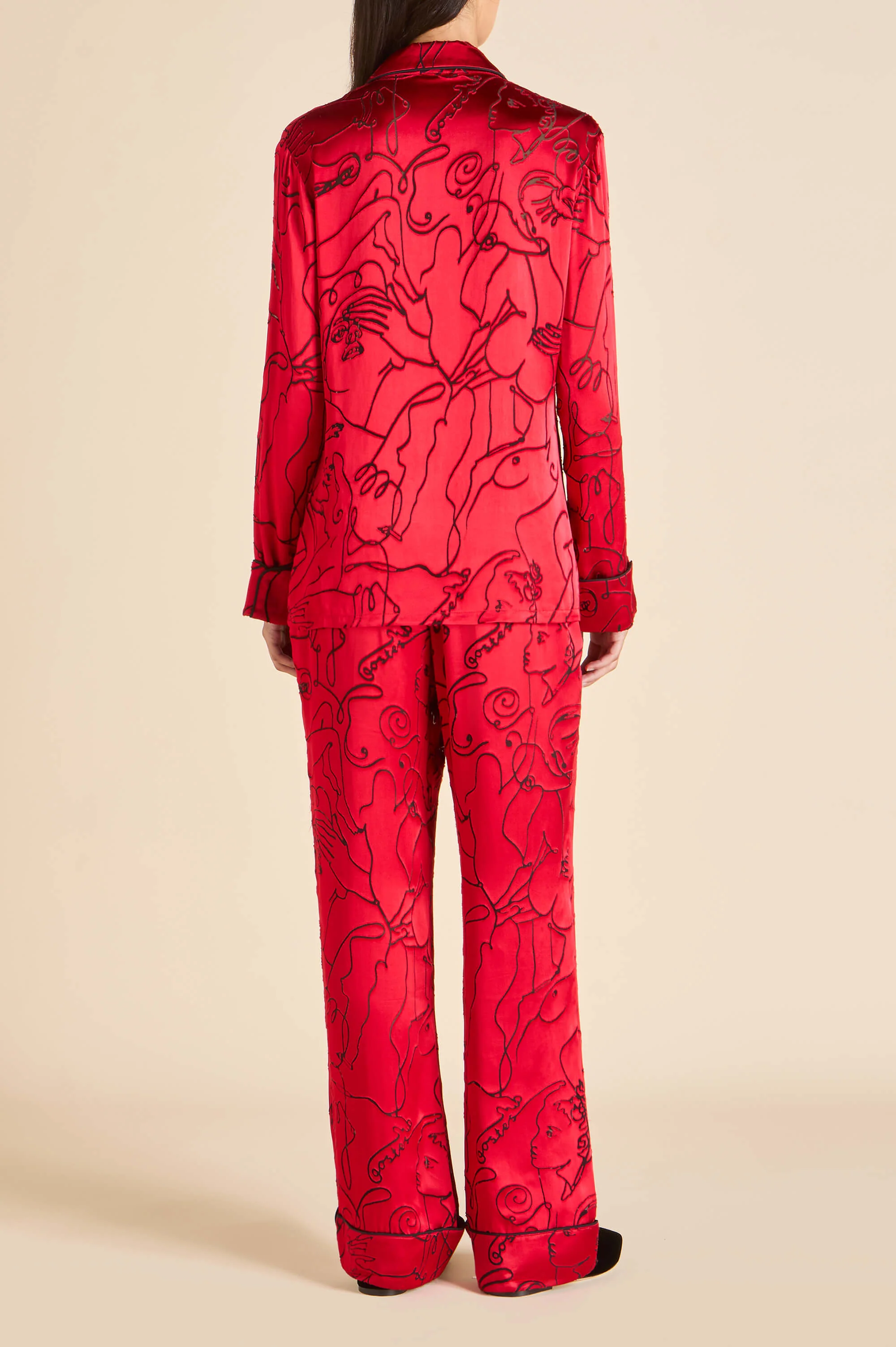 Lila Liaisons Red Figures Pyjamas in Silk Devoré - Image 4