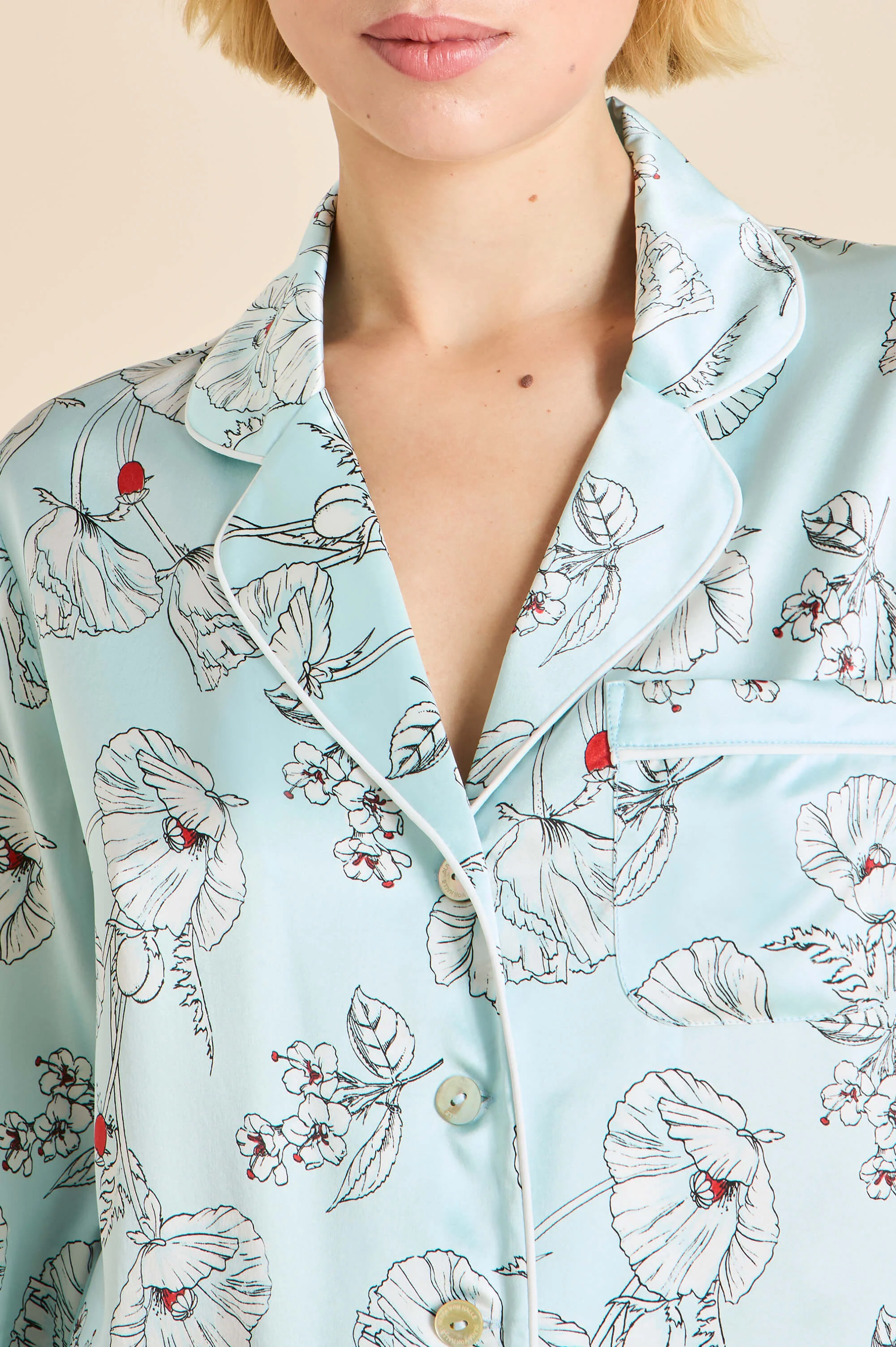 Lila Serafina Blue Floral Pyjamas in Silk Satin - Image 3