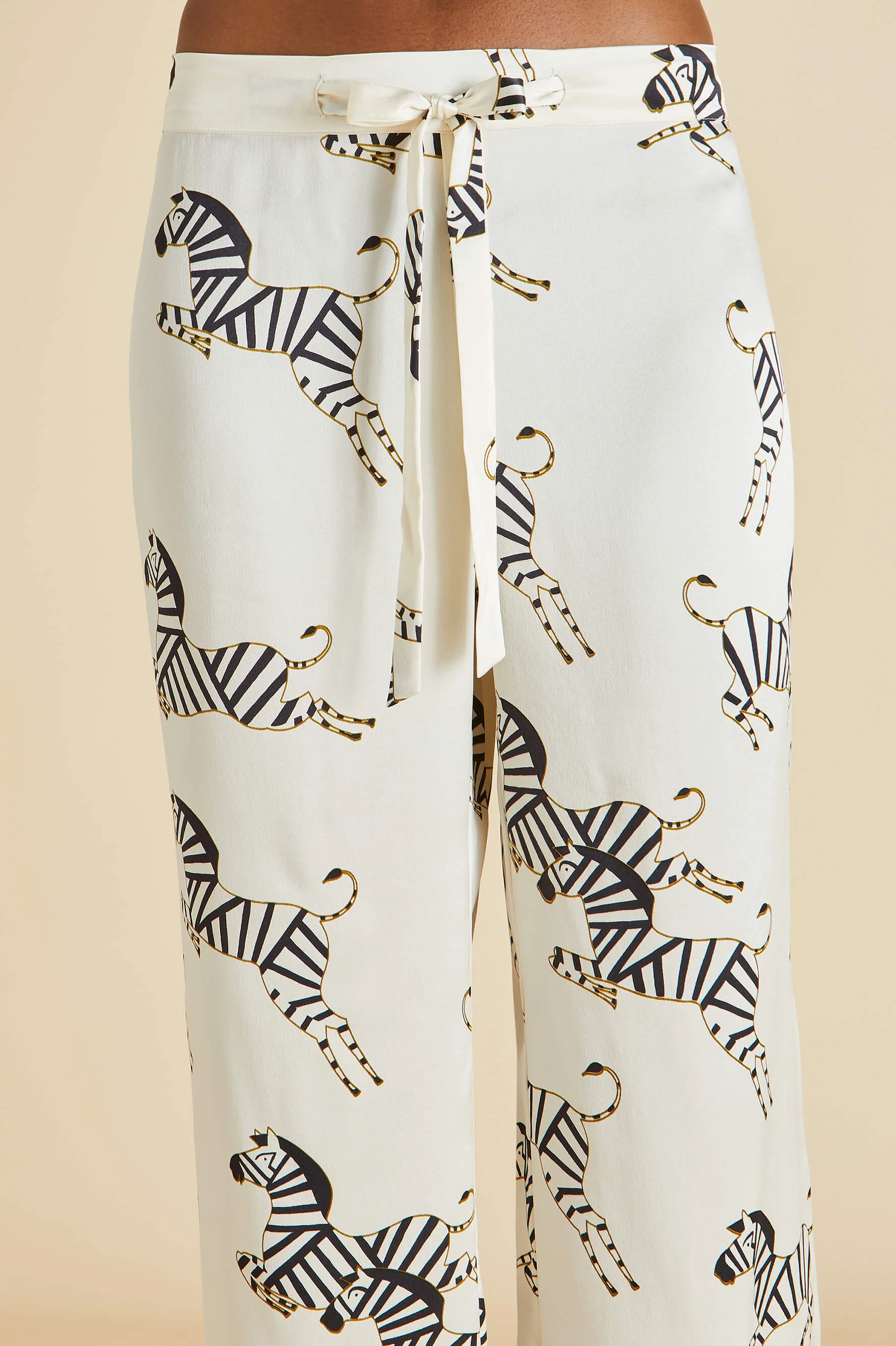 Lila Zebedee Ivory Pyjama Set in Silk Satin - Image 7