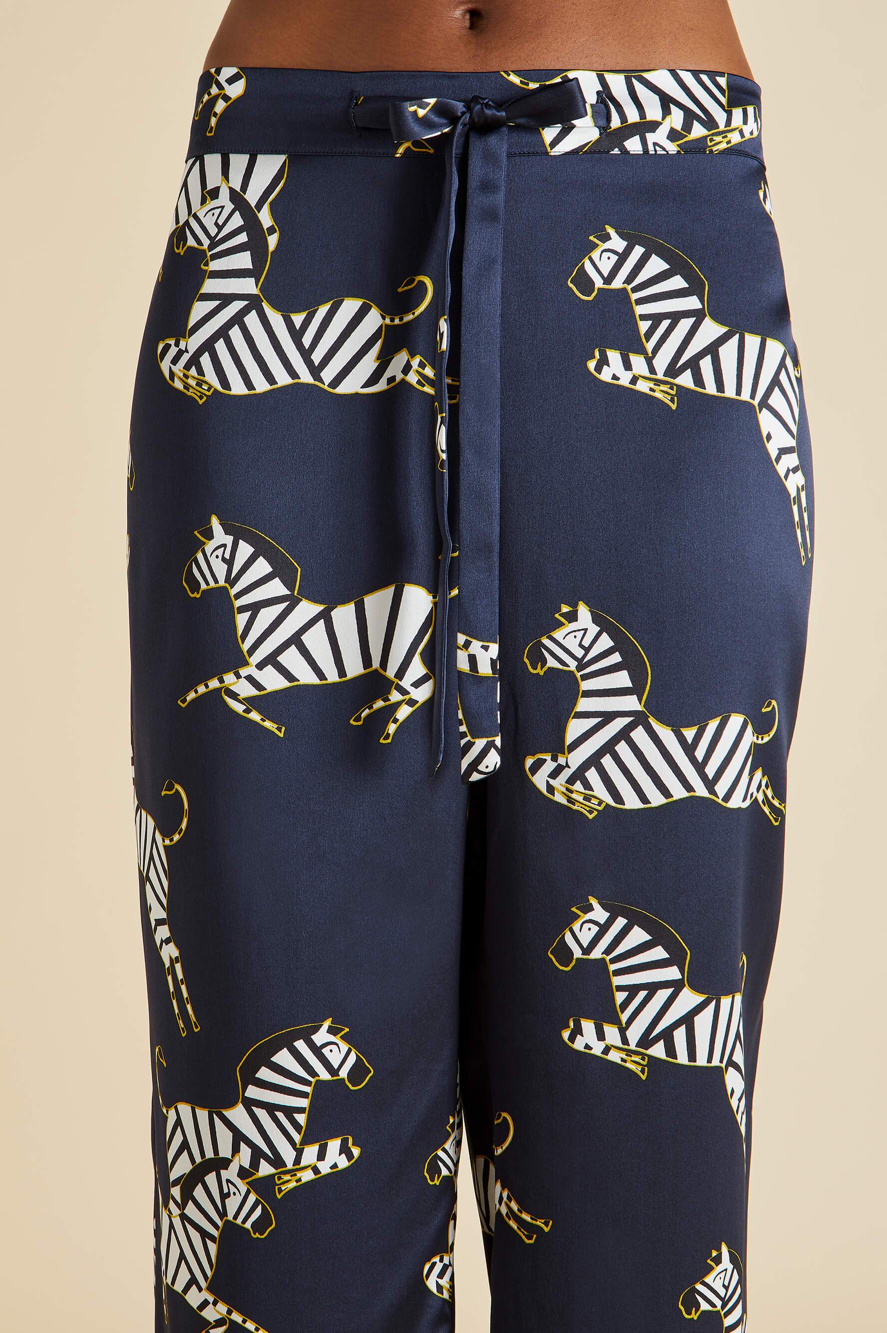 Lila Zizi Navy Pyjamas in Silk Satin - Image 7