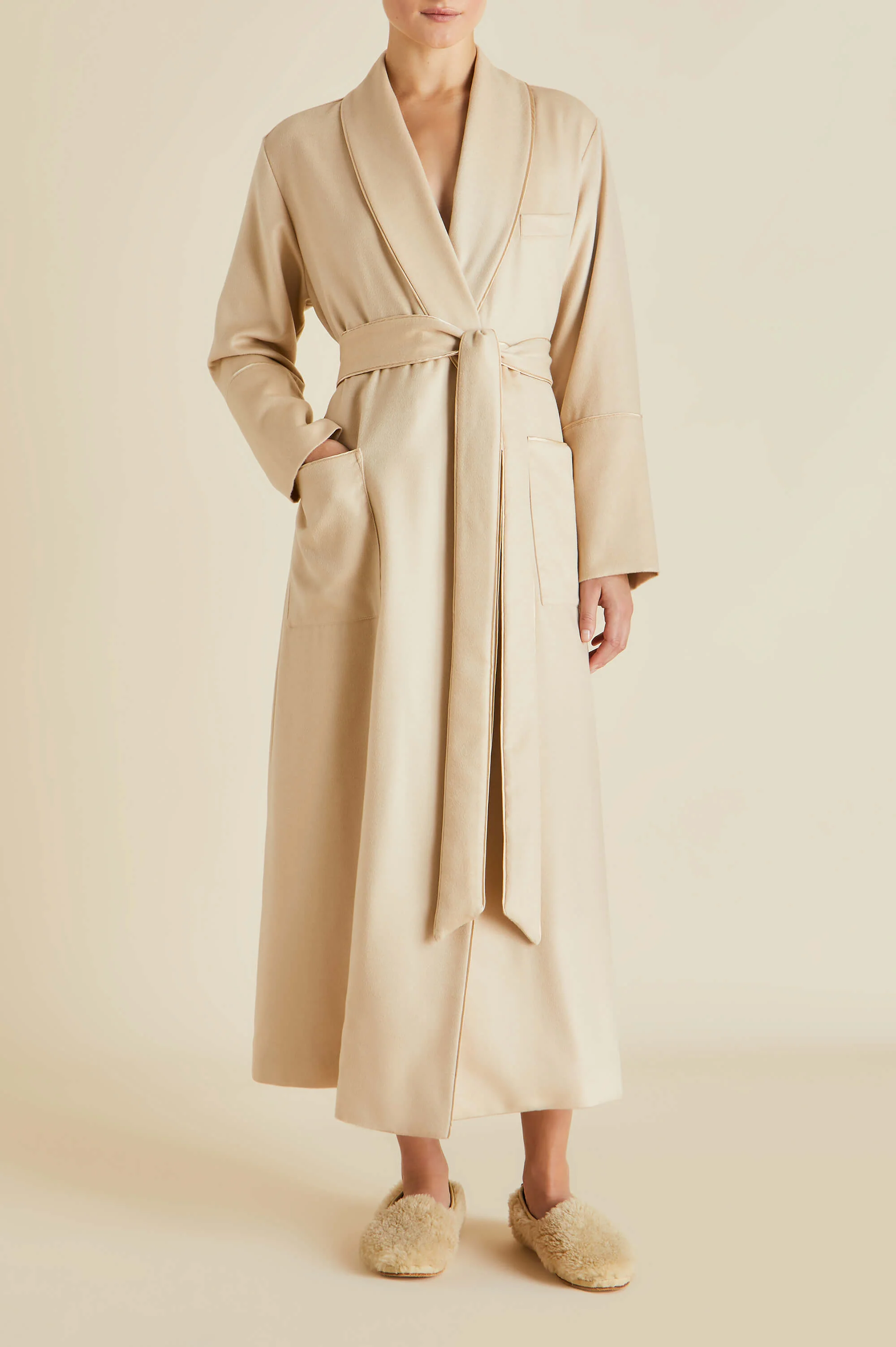 Logan Muscat Beige Robe in Cashmere - Image 5