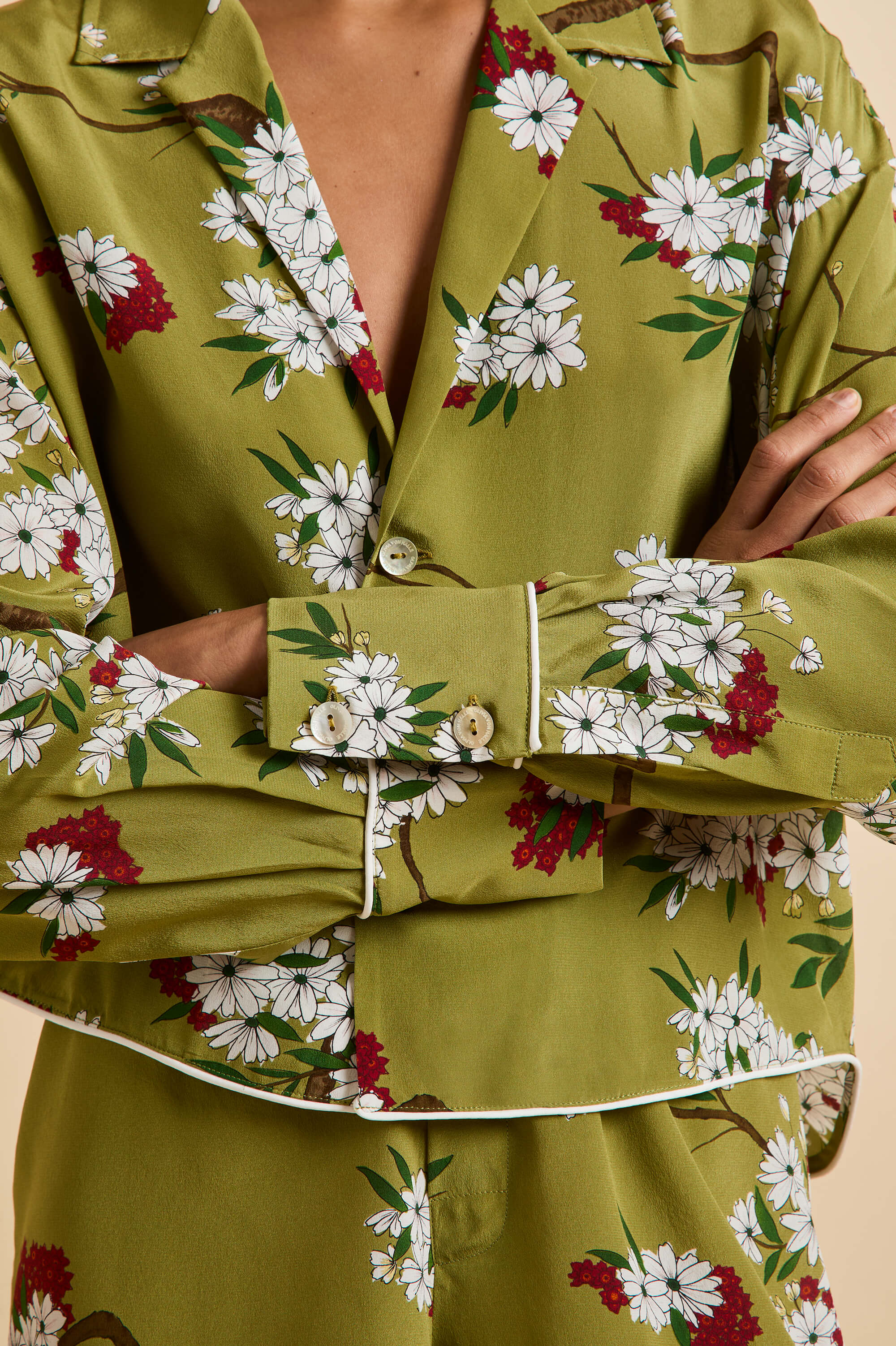 Lucia Cecille Green Blossom Pyjamas in Silk Crêpe de Chine - Image 4