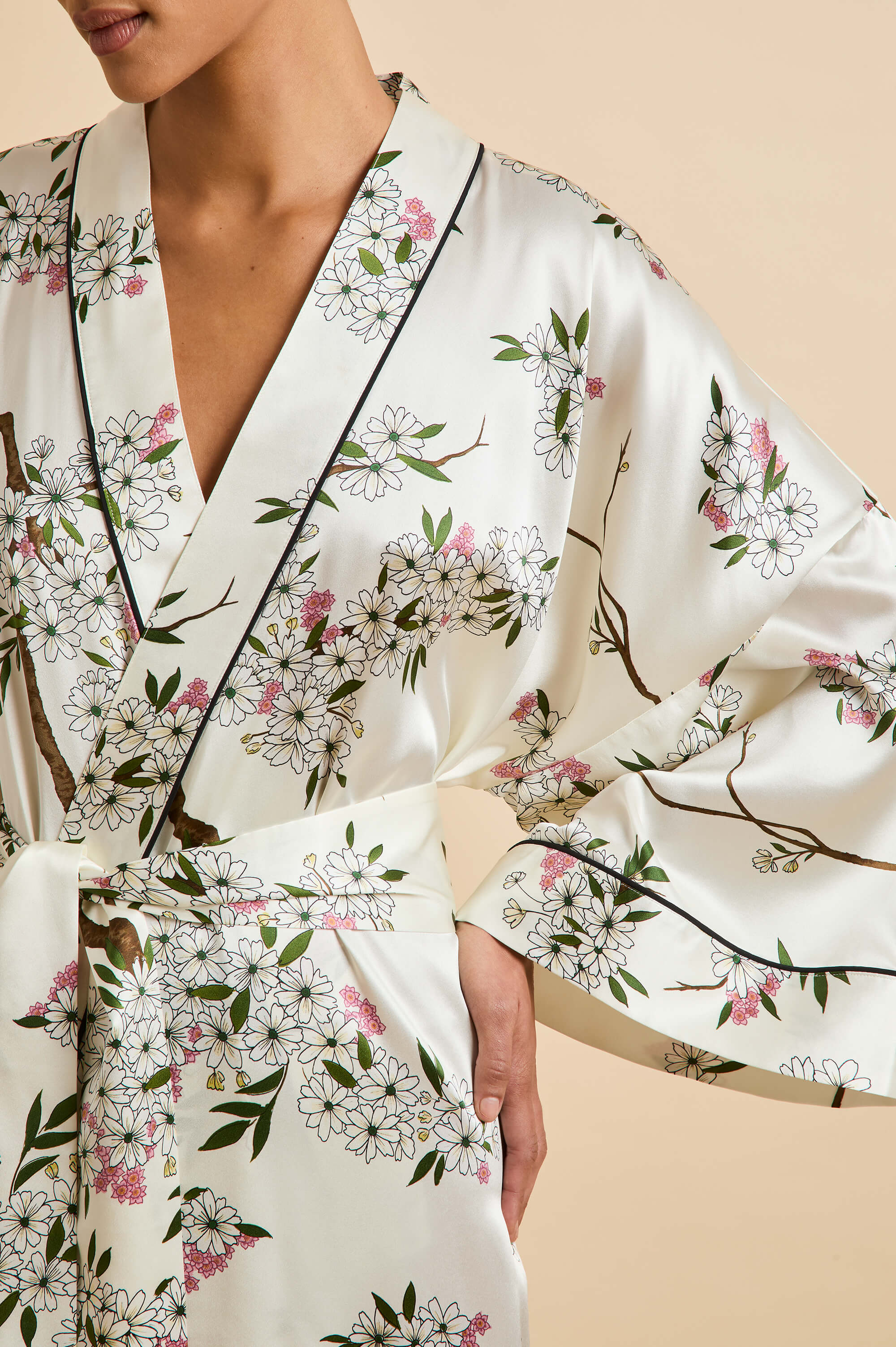 Mimi Ana Ivory Blossom Robe in Silk Satin - Image 3
