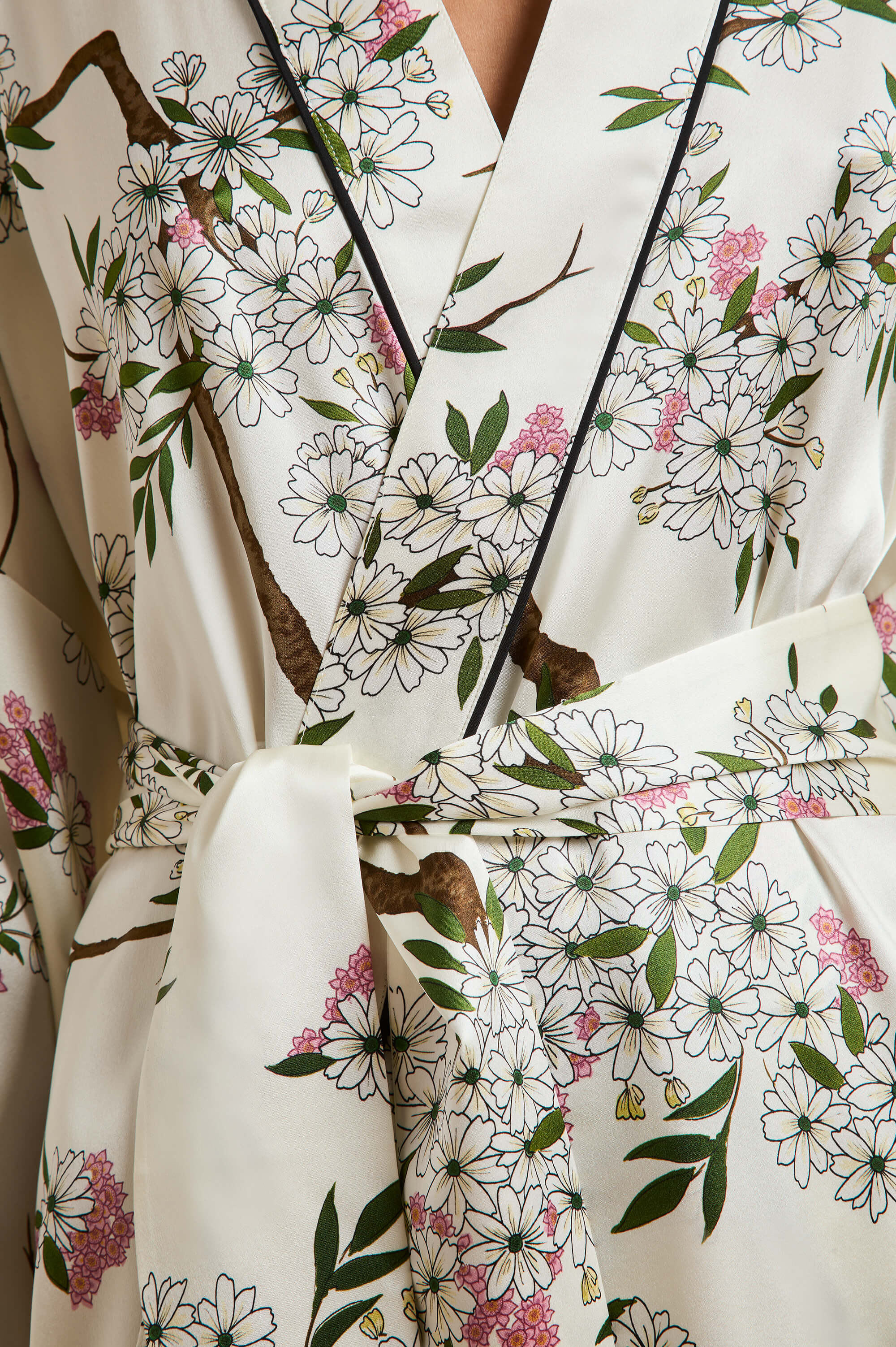 Mimi Ana Ivory Blossom Robe in Silk Satin - Image 4