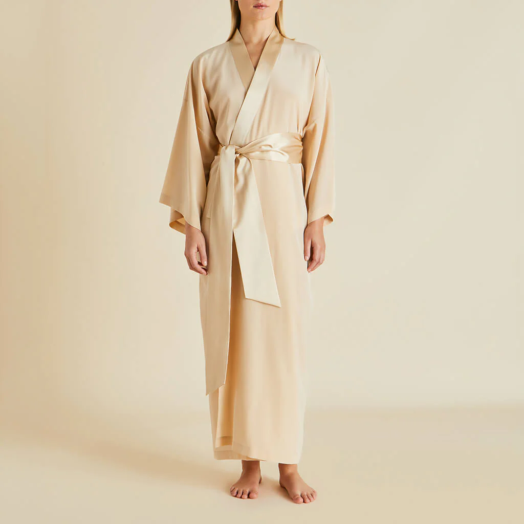 Queenie Caramel Robe in Silk Crêpe de Chine - Image 2