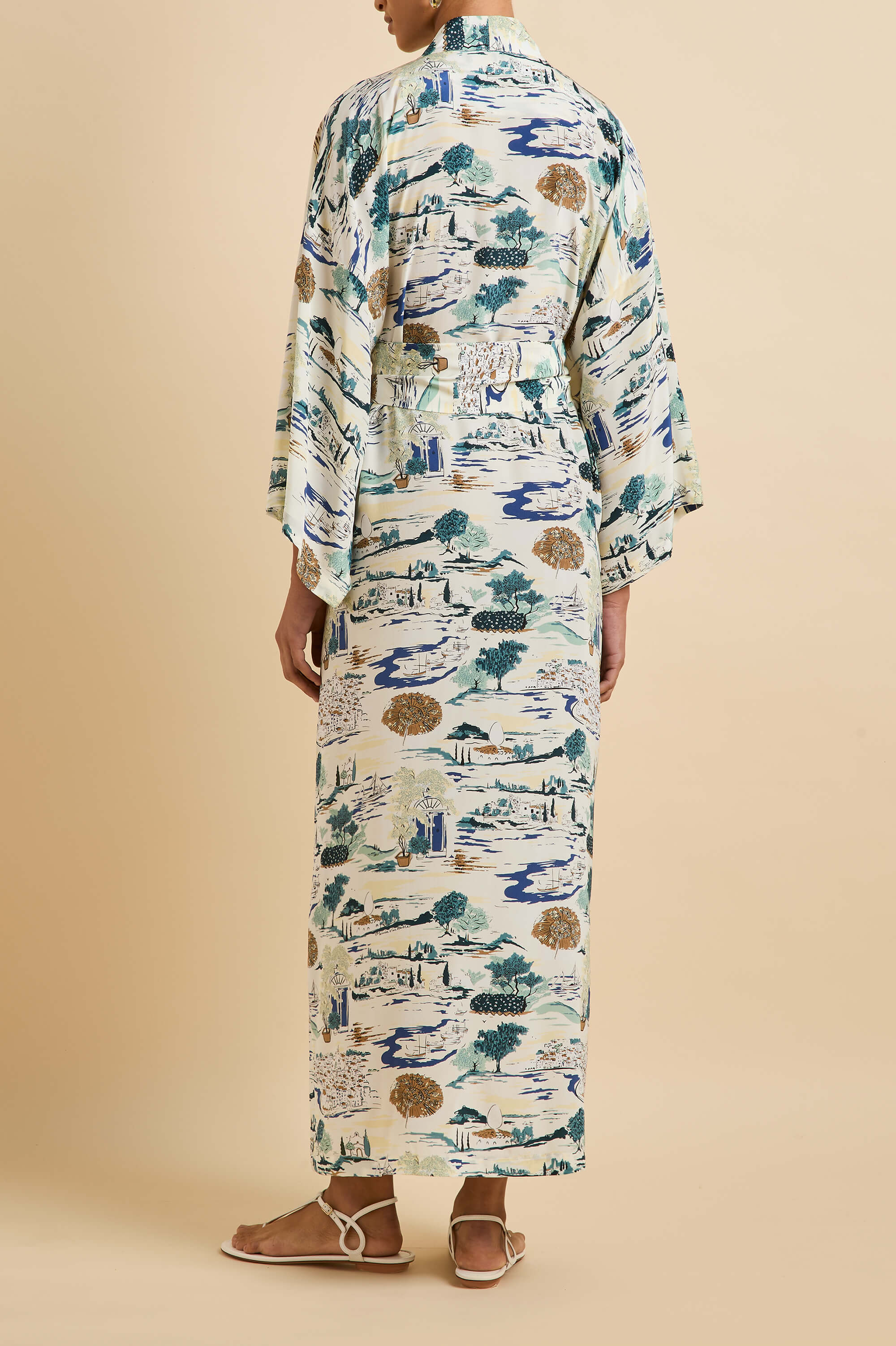 Queenie Cadaqués Cream Landscape Robe in Silk Crêpe de Chine - Image 4