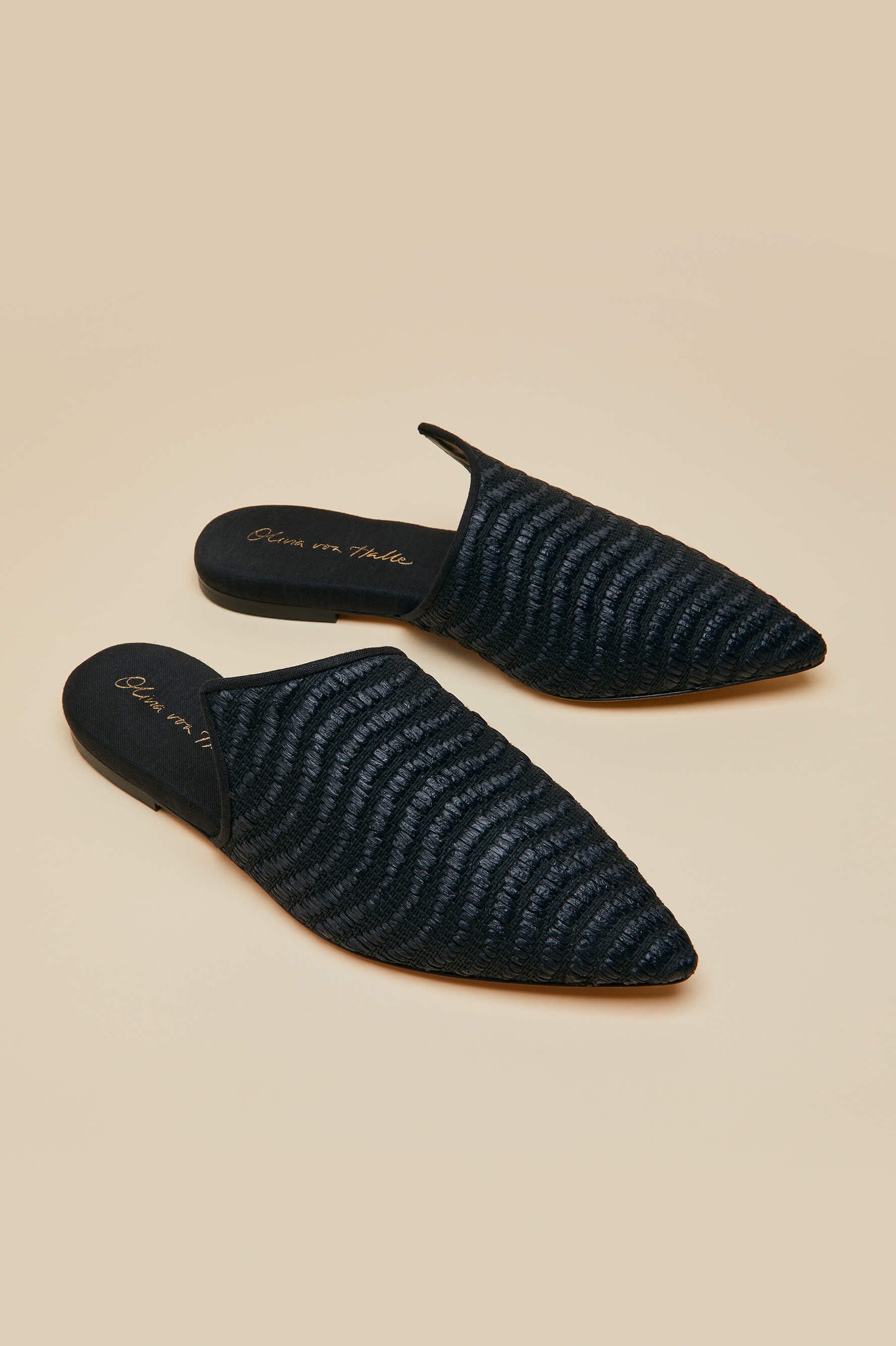 Contessa Casati Black Slippers in Raffia - Image 4