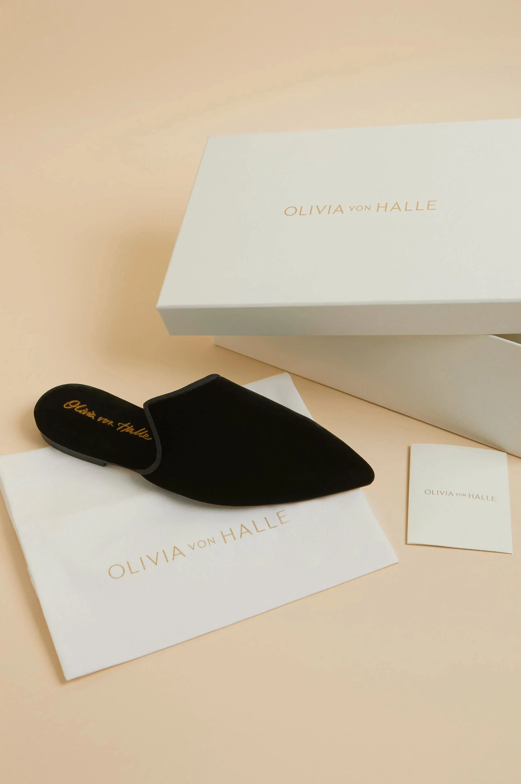 Contessa Verona Black Slippers in Velvet - Image 7