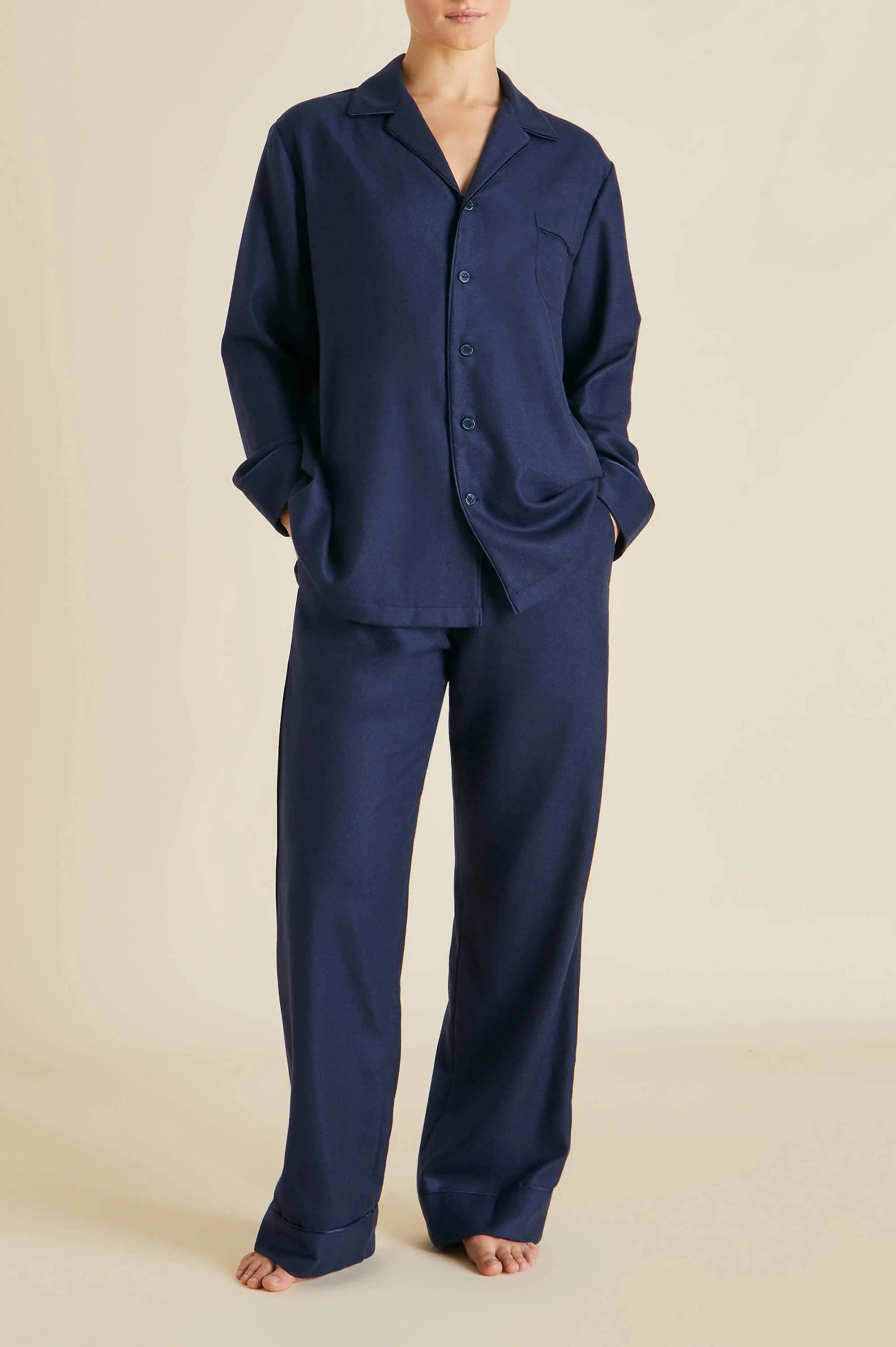 Vanderbilt Osaka Navy Pyjamas in Cashmere - Image 6