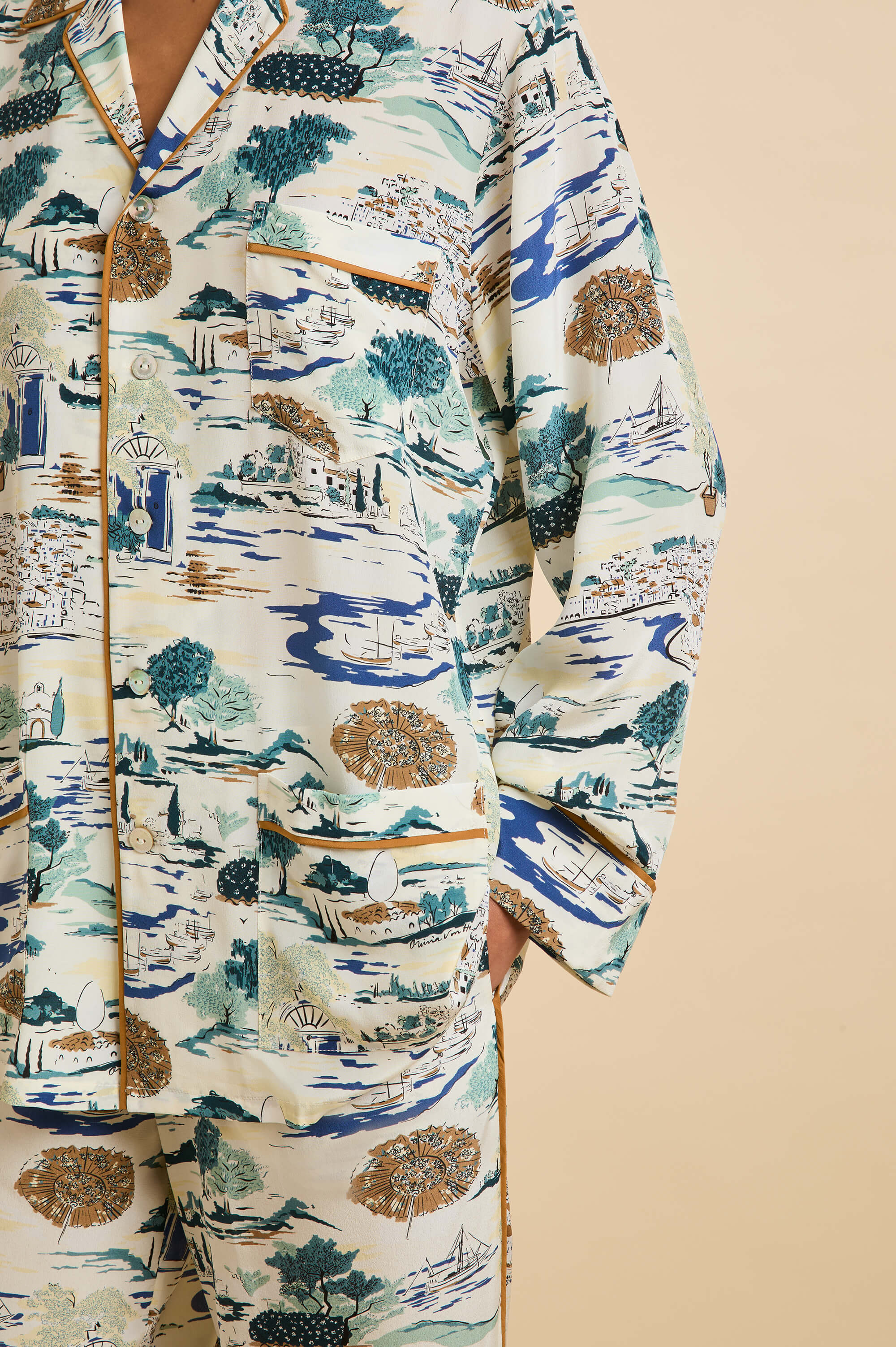 Yves Cadaqués Cream Landscape Pyjamas in Silk Crêpe de Chine - Image 3