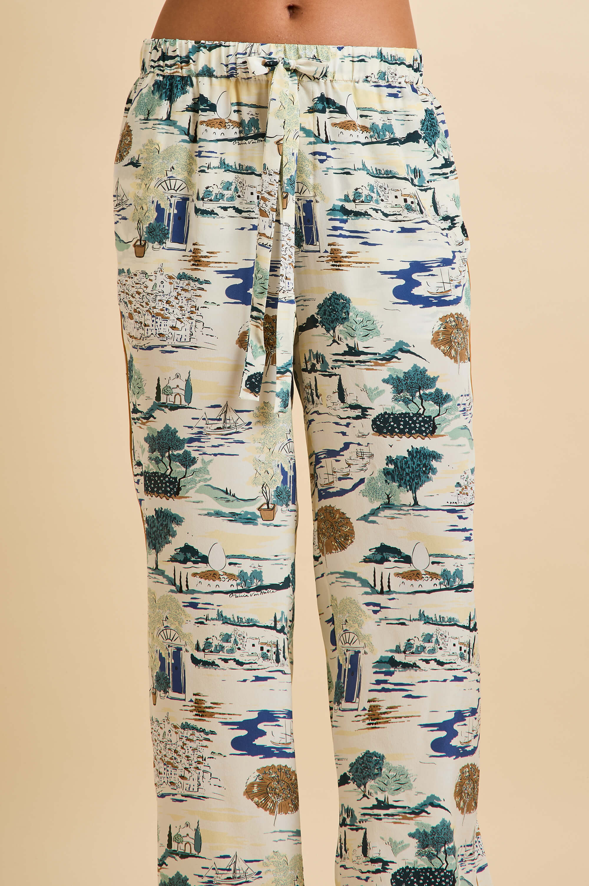 Yves Cadaqués Cream Landscape Pyjamas in Silk Crêpe de Chine - Image 6